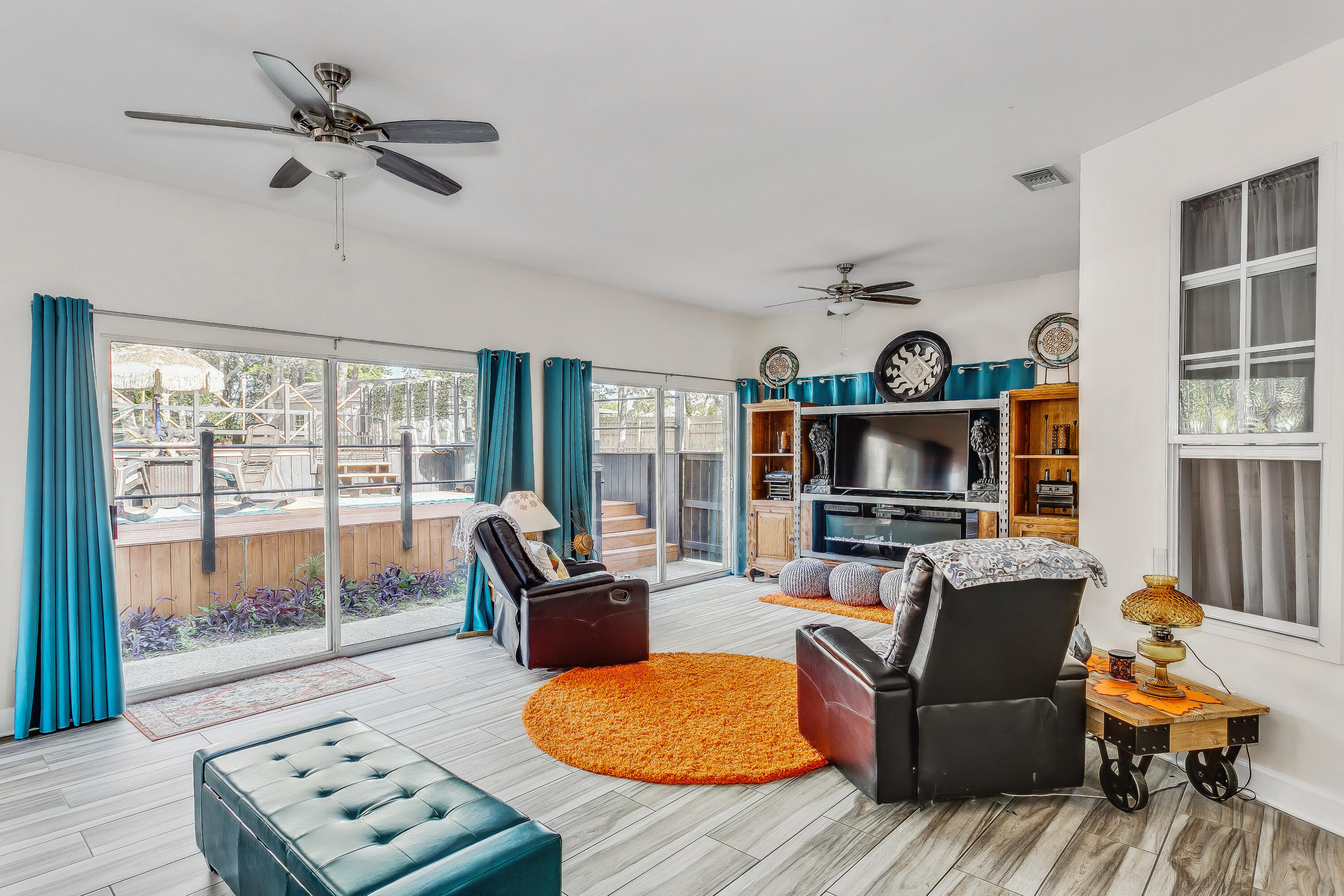 HOLLEY BY THE SEA - Residential