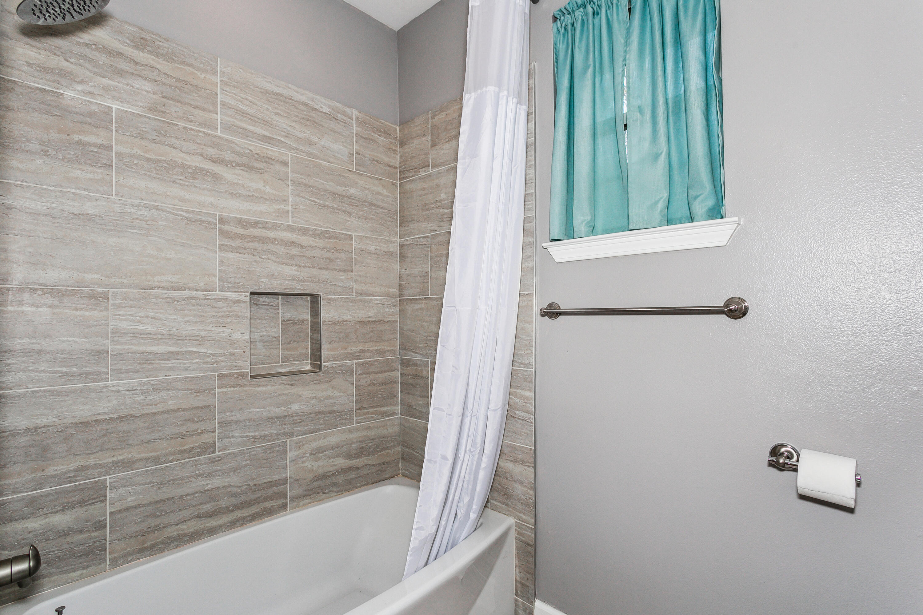 HOLLEY BY THE SEA - Residential