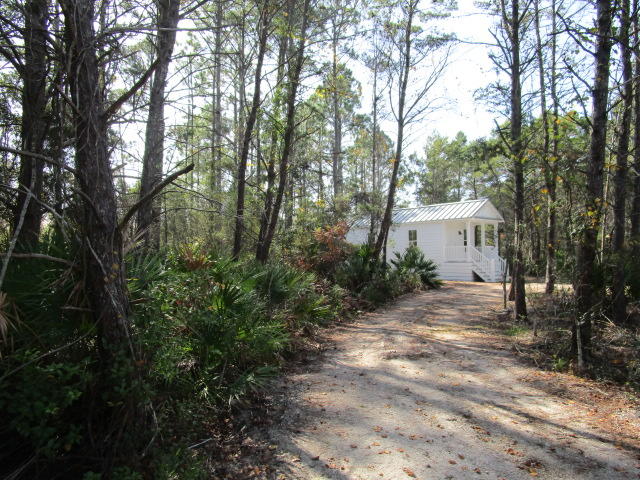 MCKENNIE'S UNRECD S/D - Land