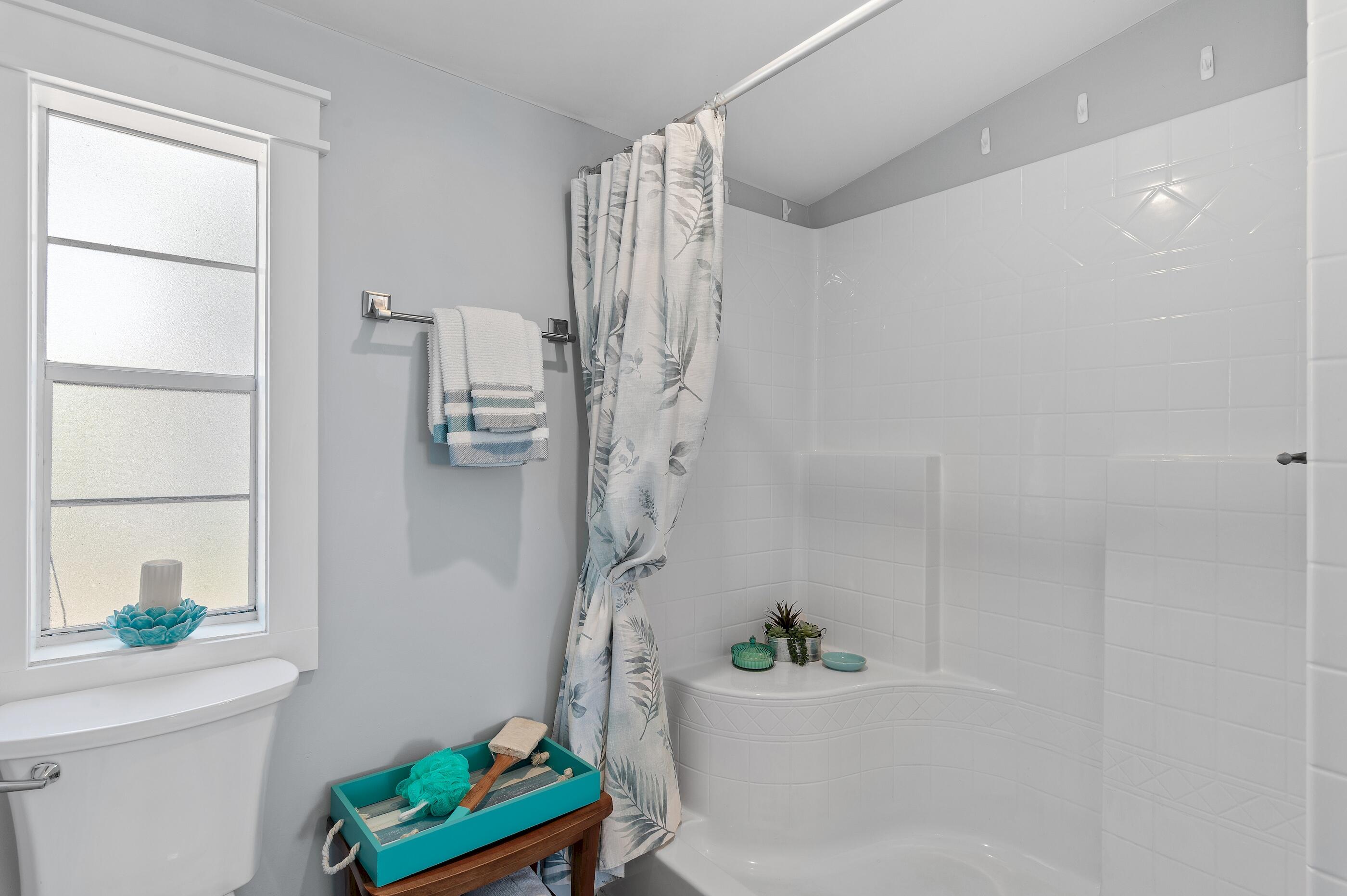 EDGEWOOD TERRACE - Residential