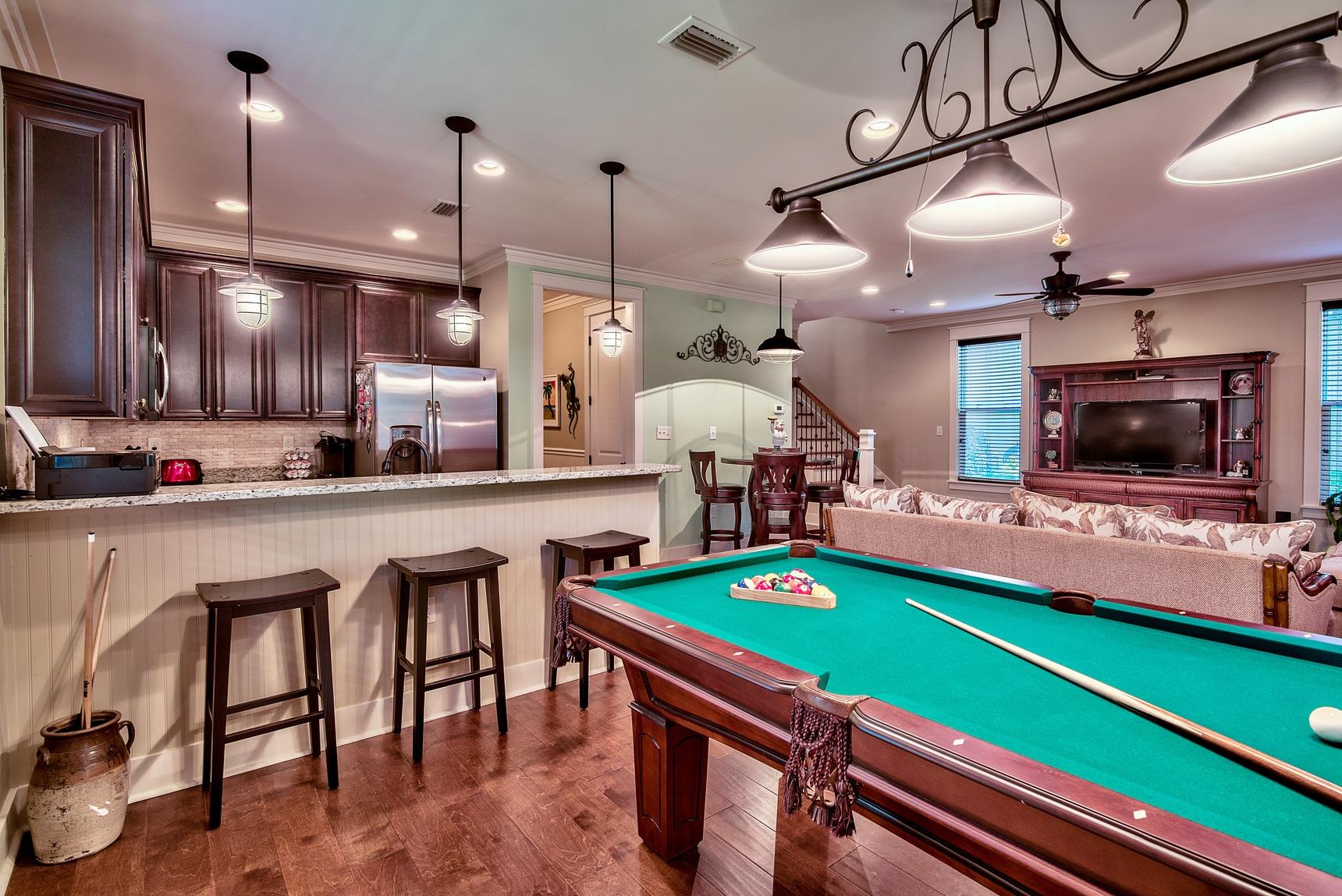 CARSON OAKS - Residential