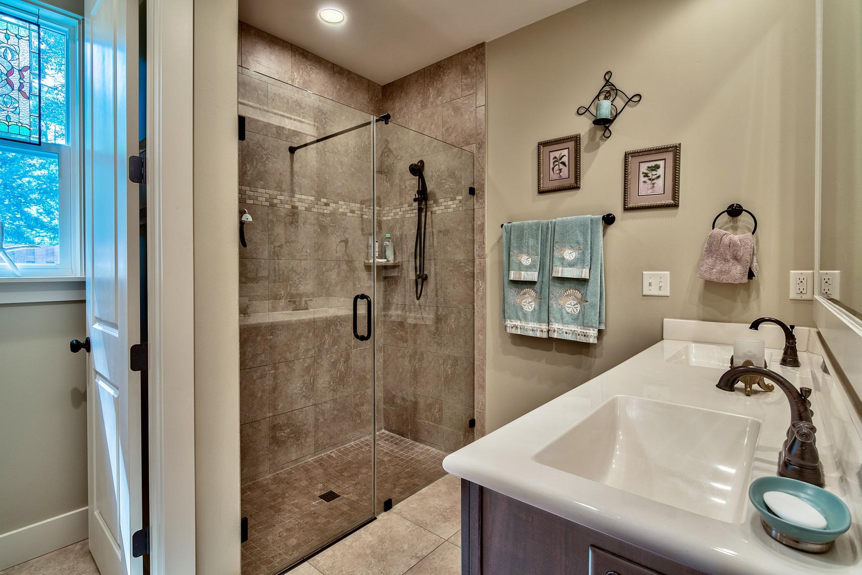 CARSON OAKS - Residential