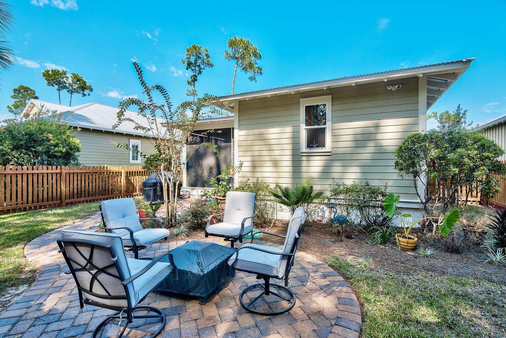 CARSON OAKS - Residential