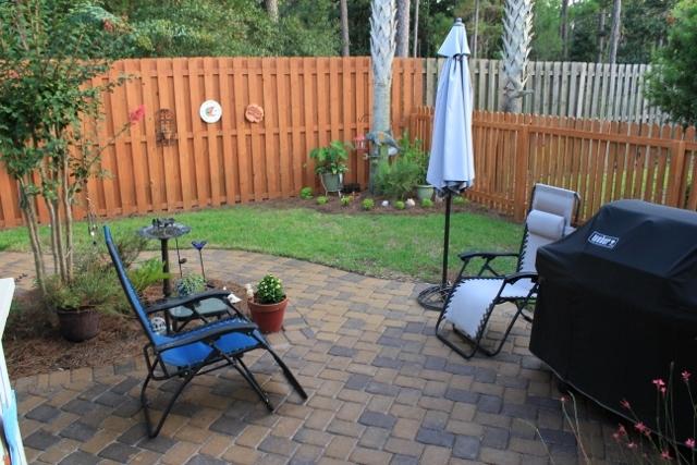 CARSON OAKS - Residential