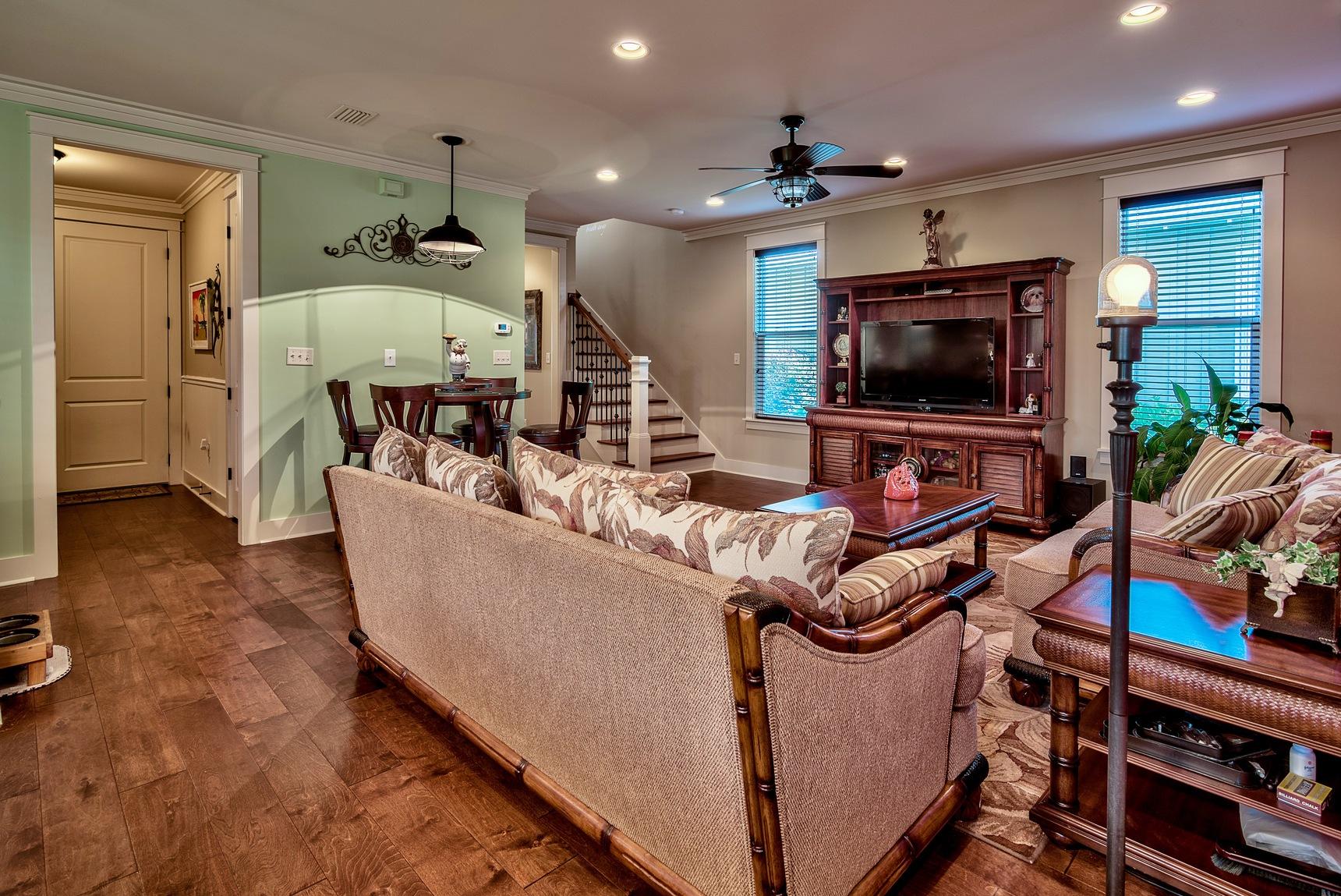 CARSON OAKS - Residential