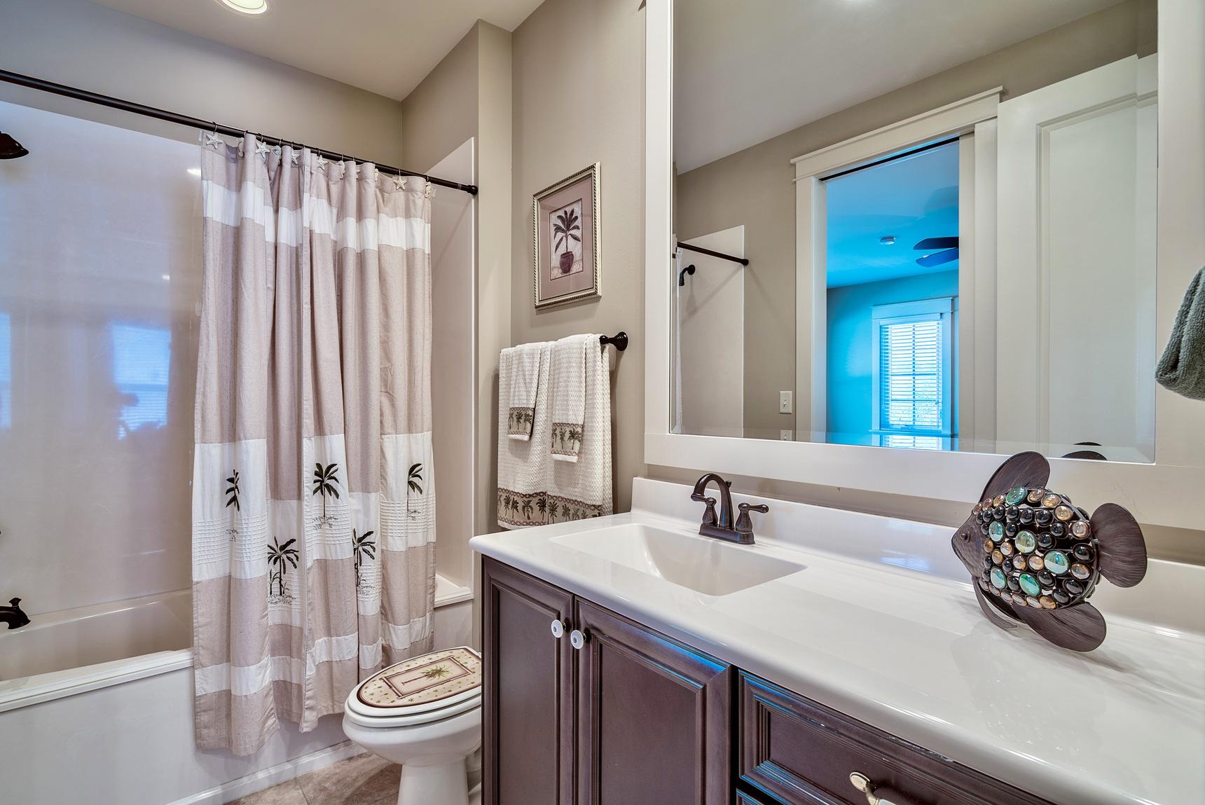 CARSON OAKS - Residential