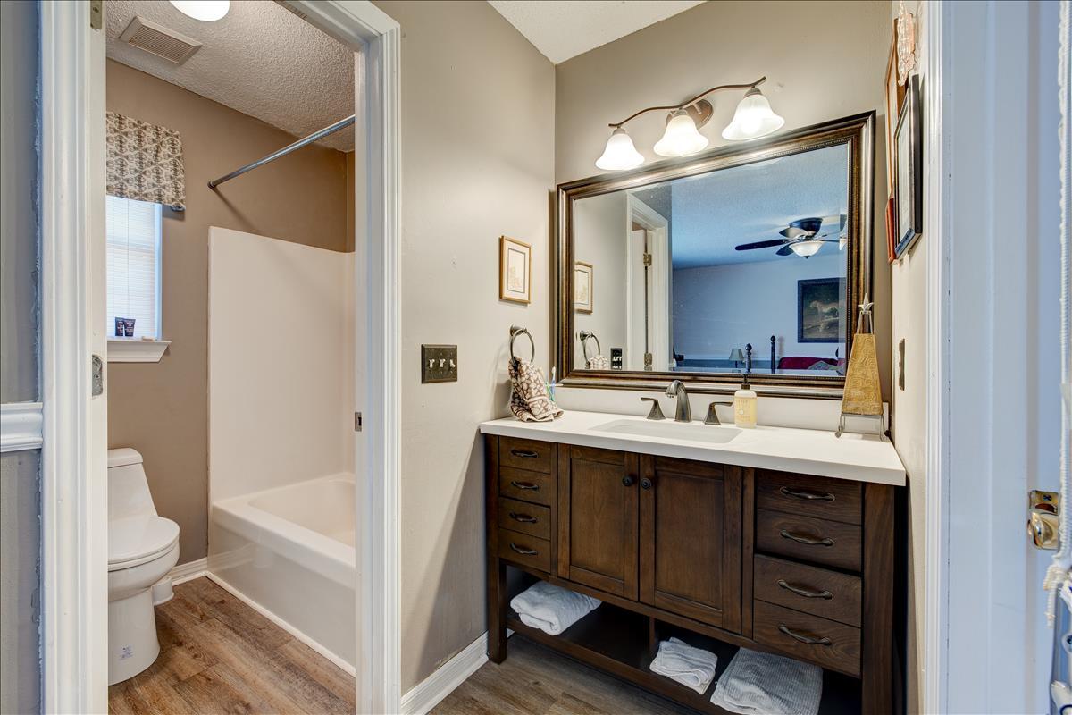 BELL-BROOK ESTATES 1ST ADDN - Residential