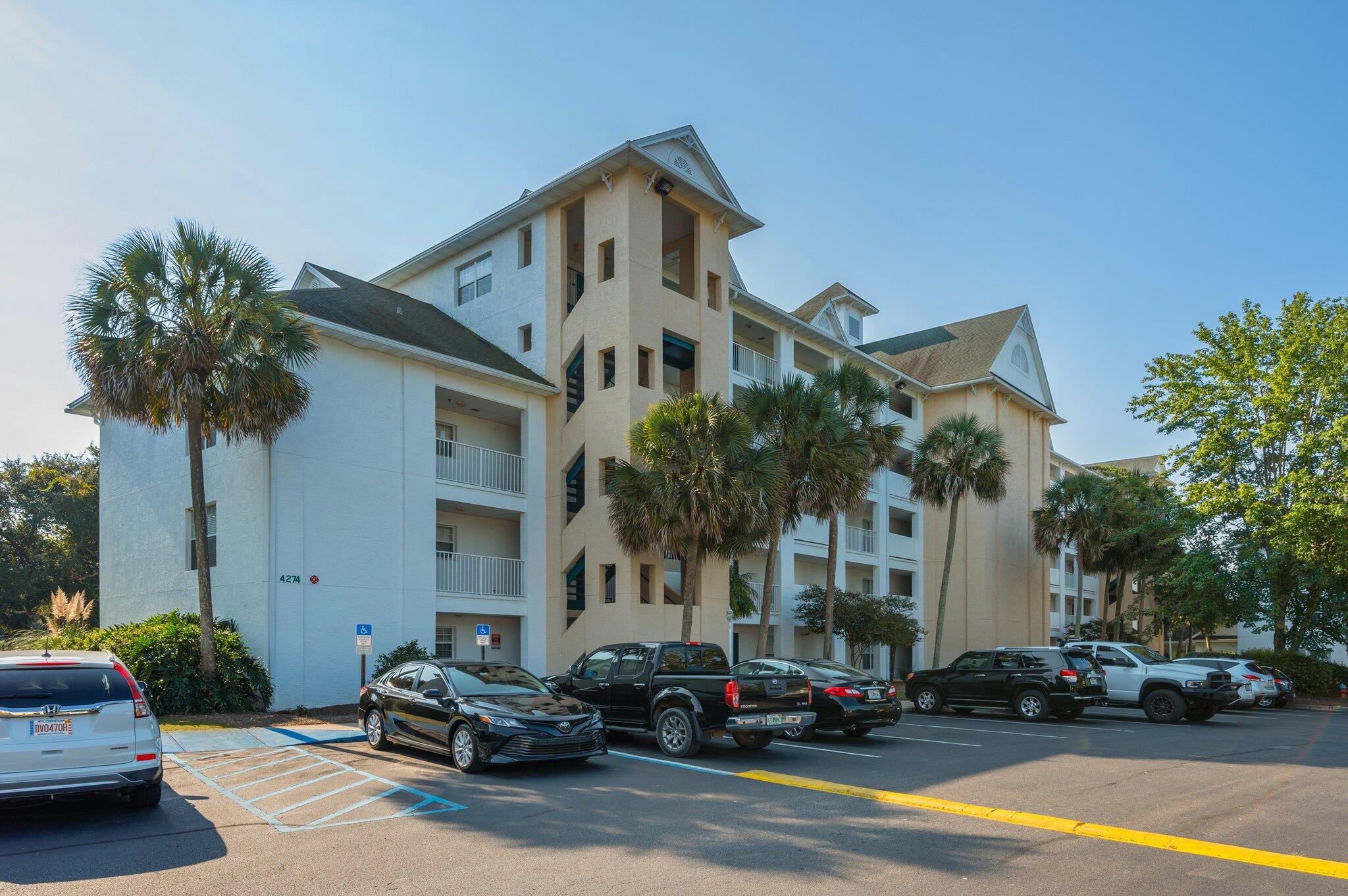 THE FLORIDA CLUB - Residential