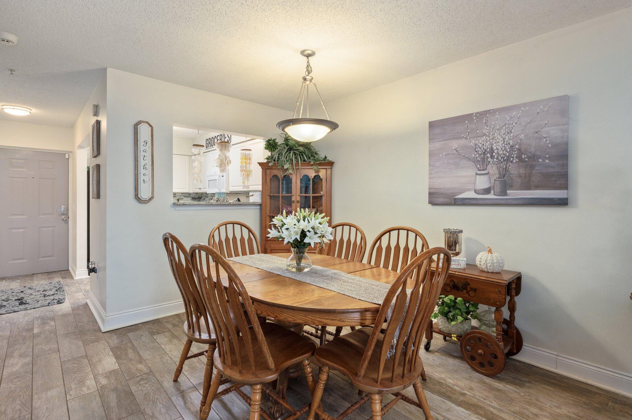 THE FLORIDA CLUB - Residential