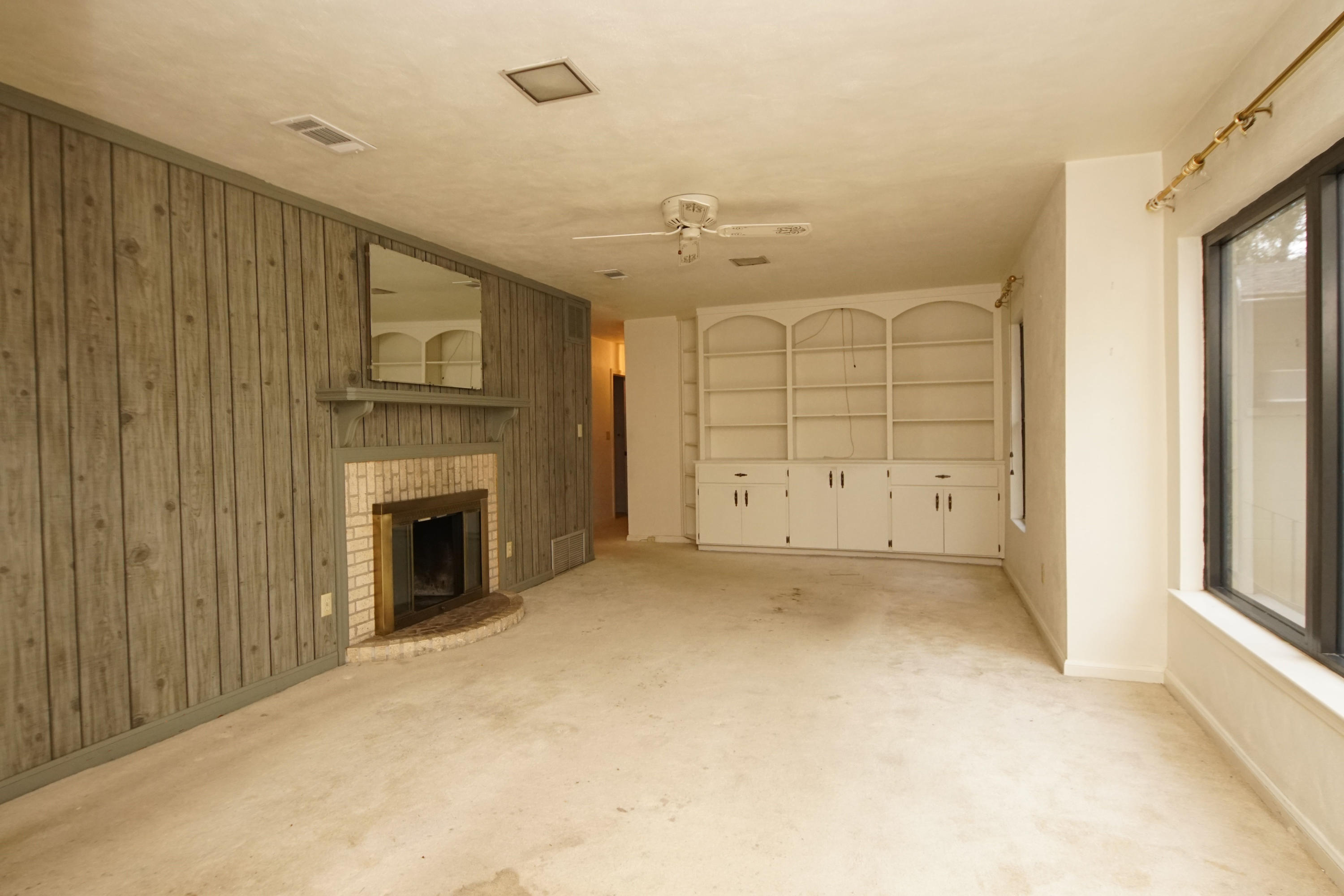 BELLA VISTA HTS S/D - Residential