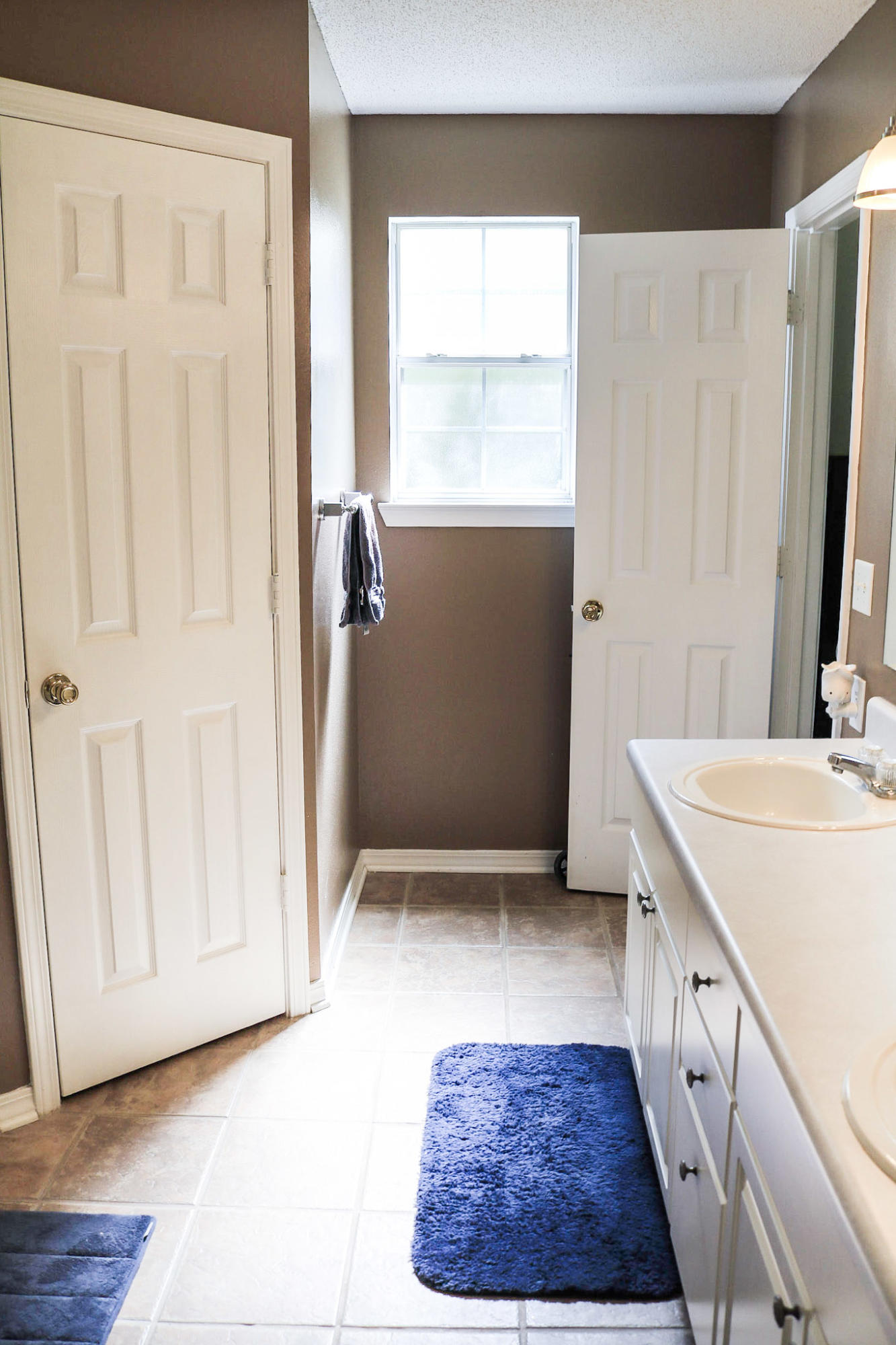 COUNTRYVIEW ESTATES 4TH ADDN - Residential