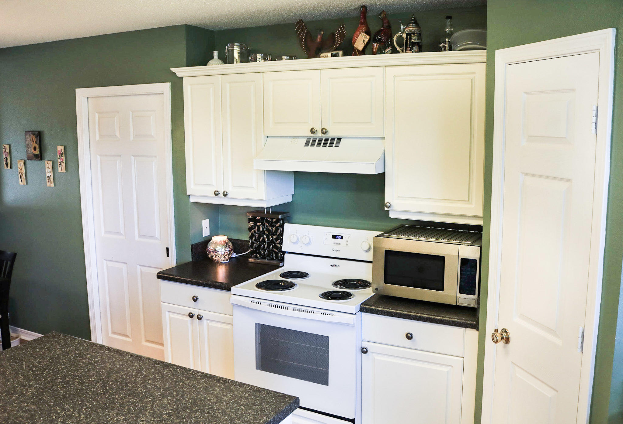 COUNTRYVIEW ESTATES 4TH ADDN - Residential