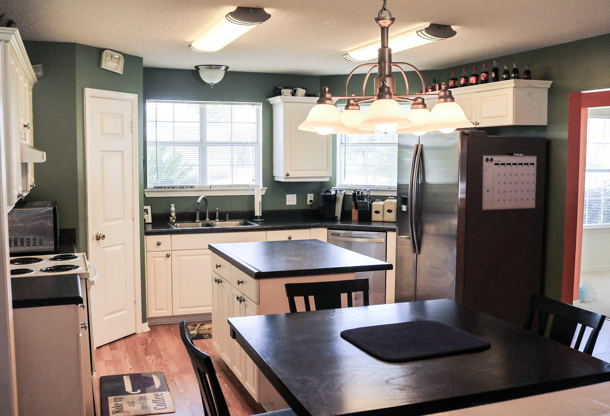 COUNTRYVIEW ESTATES 4TH ADDN - Residential