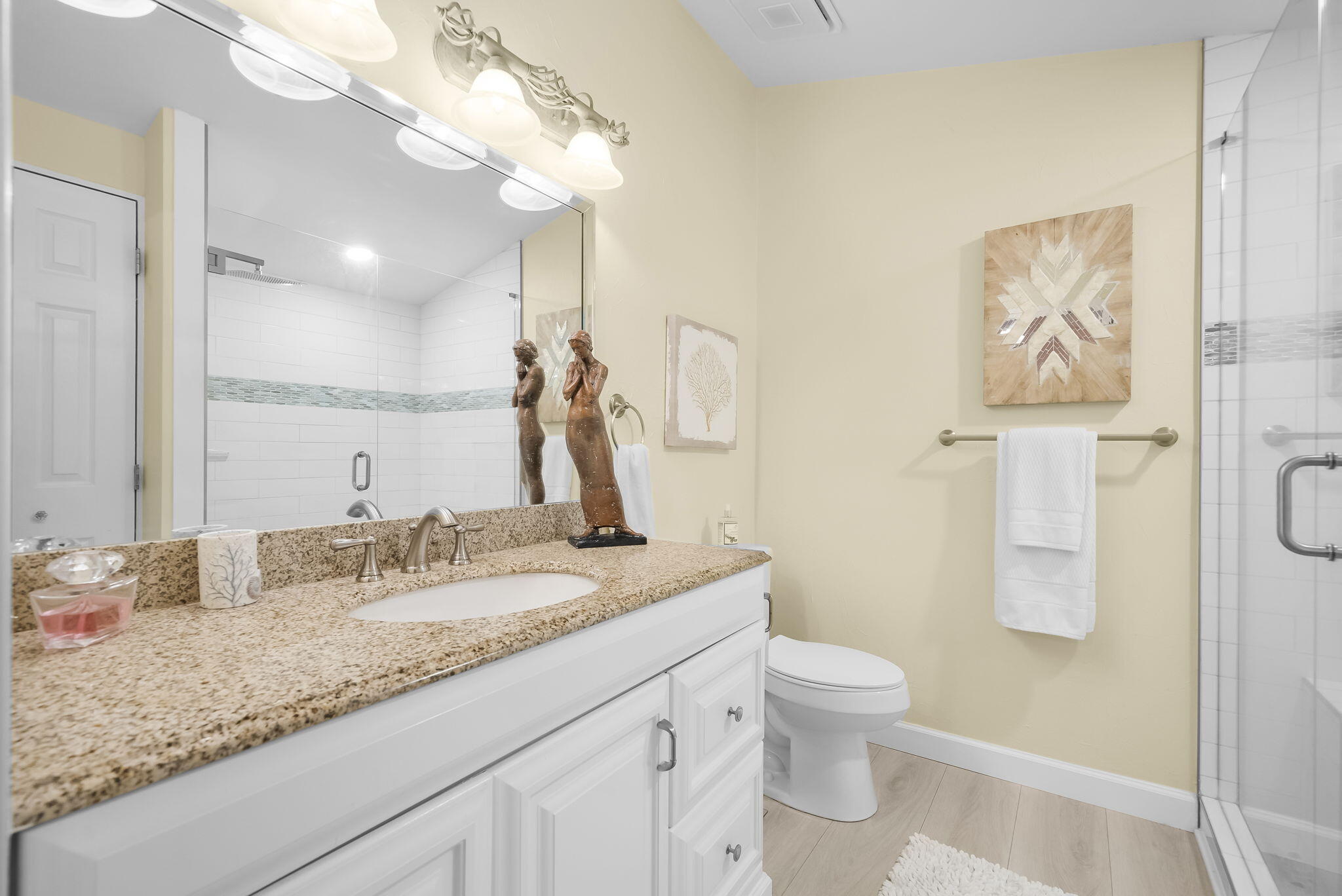 SUNNYSIDE BEACH & TENNIS CONDO - Residential