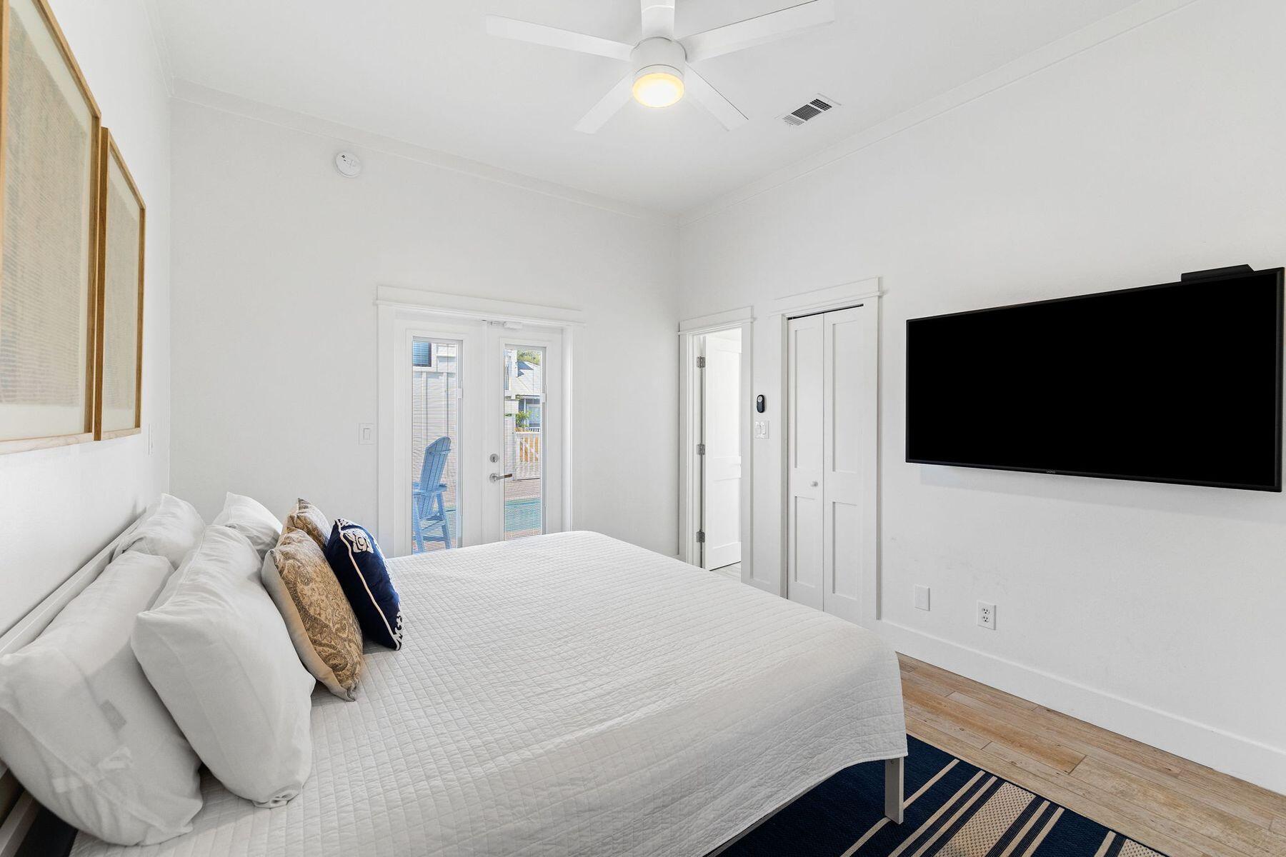CRYSTAL BEACH - Residential