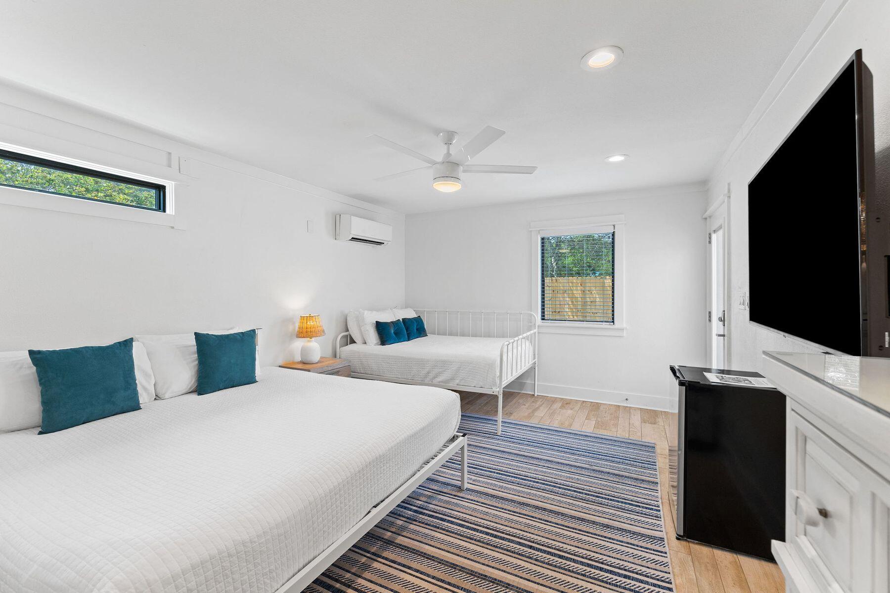CRYSTAL BEACH - Residential