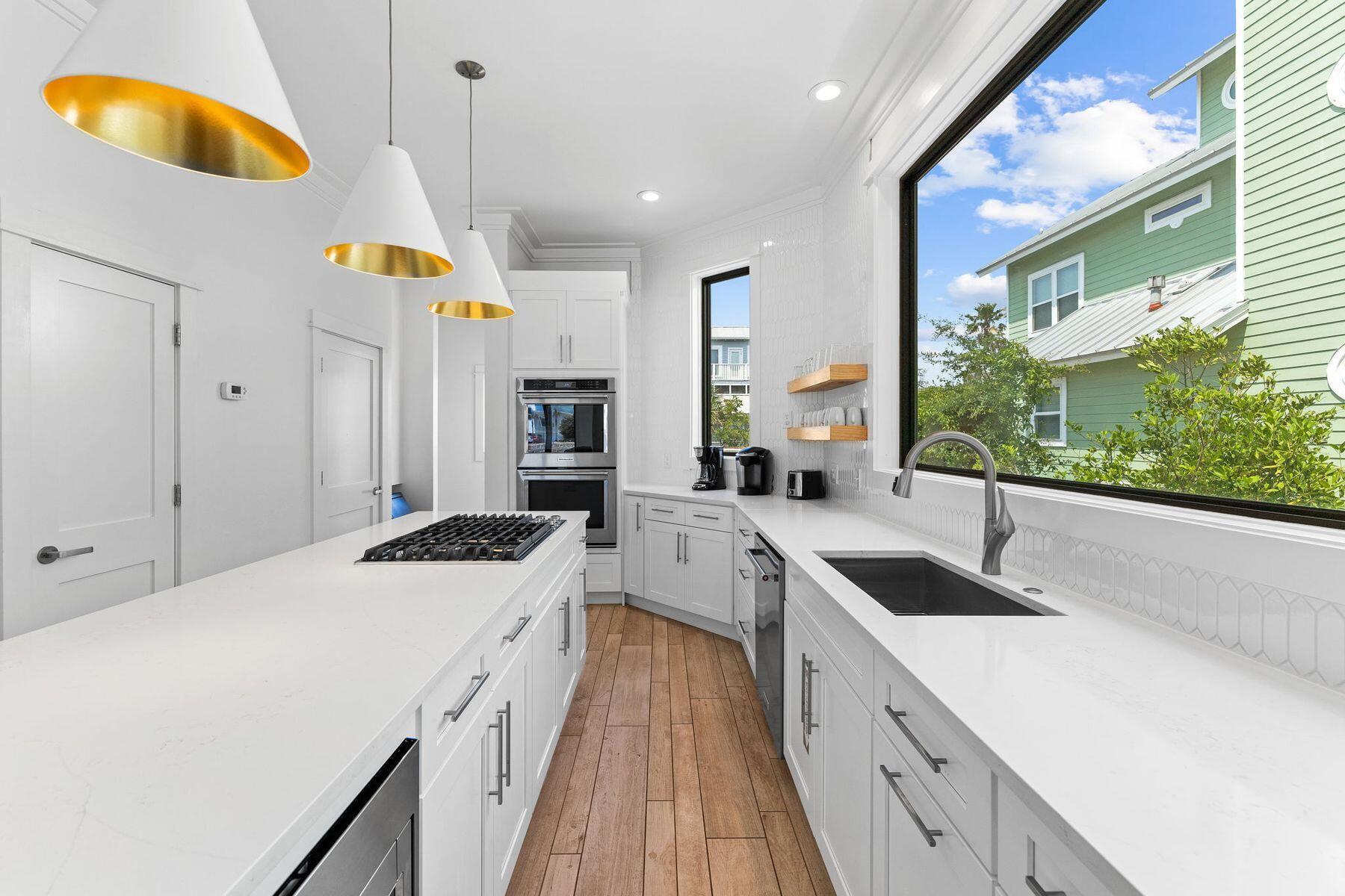 CRYSTAL BEACH - Residential
