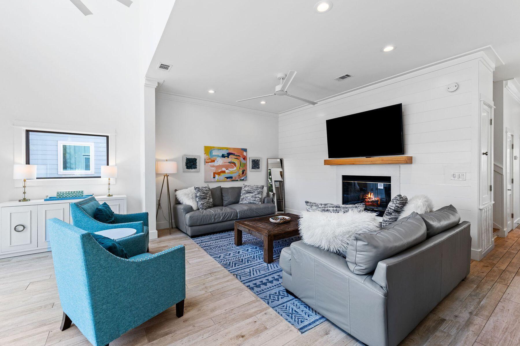 CRYSTAL BEACH - Residential