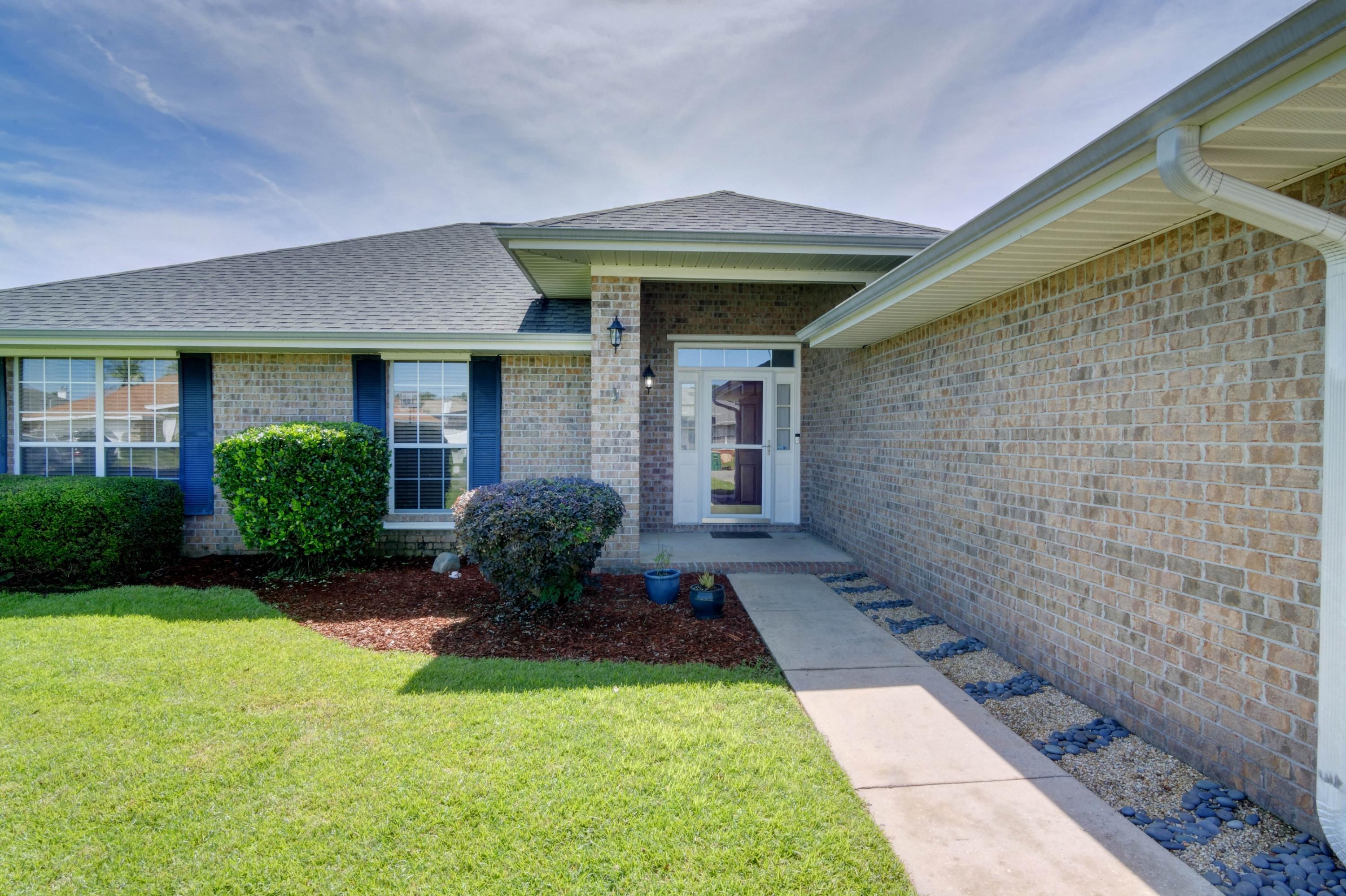 HAMPTON RIDGE ESTATES - Residential