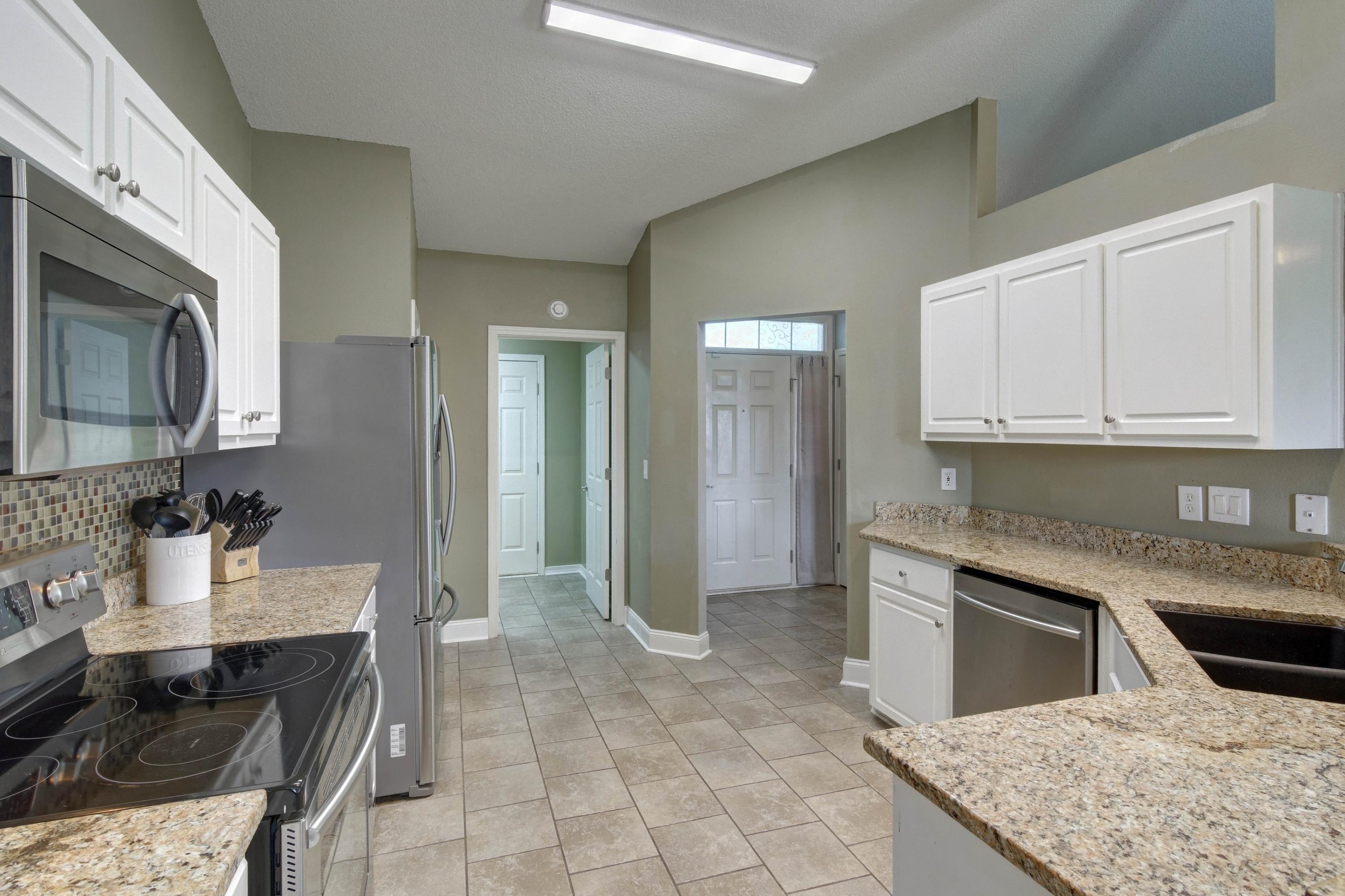 HAMPTON RIDGE ESTATES - Residential