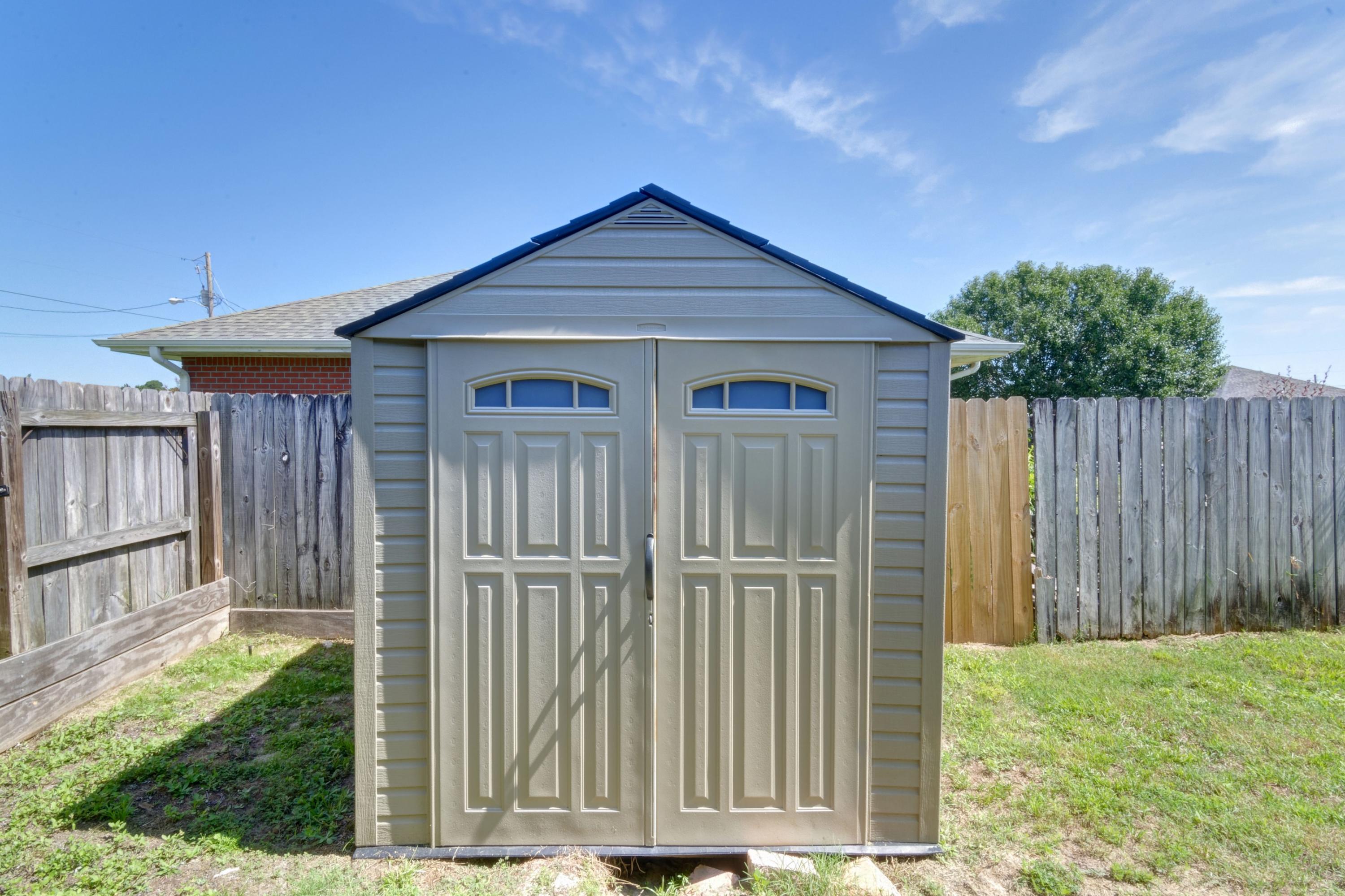 HAMPTON RIDGE ESTATES - Residential