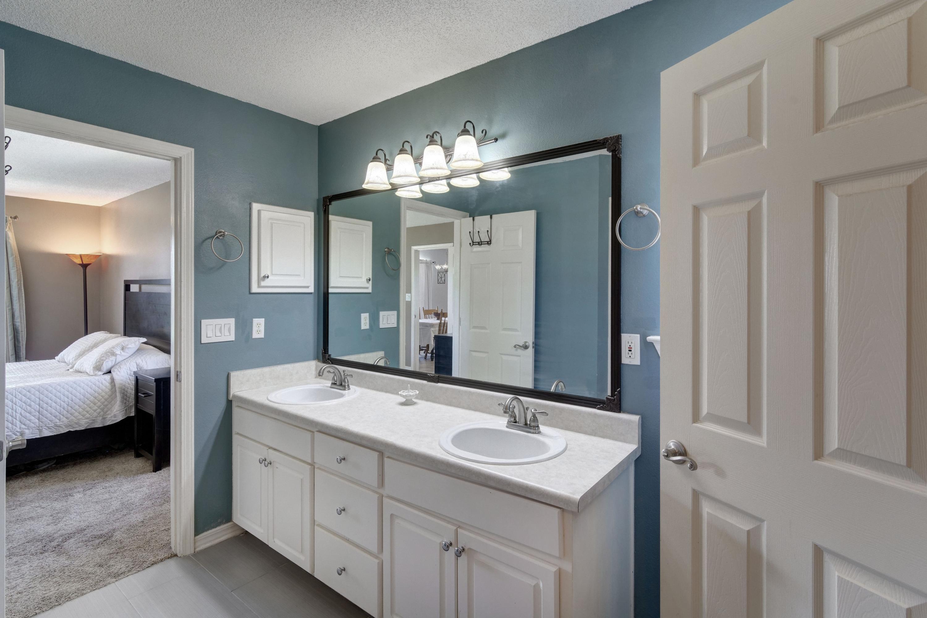 HAMPTON RIDGE ESTATES - Residential