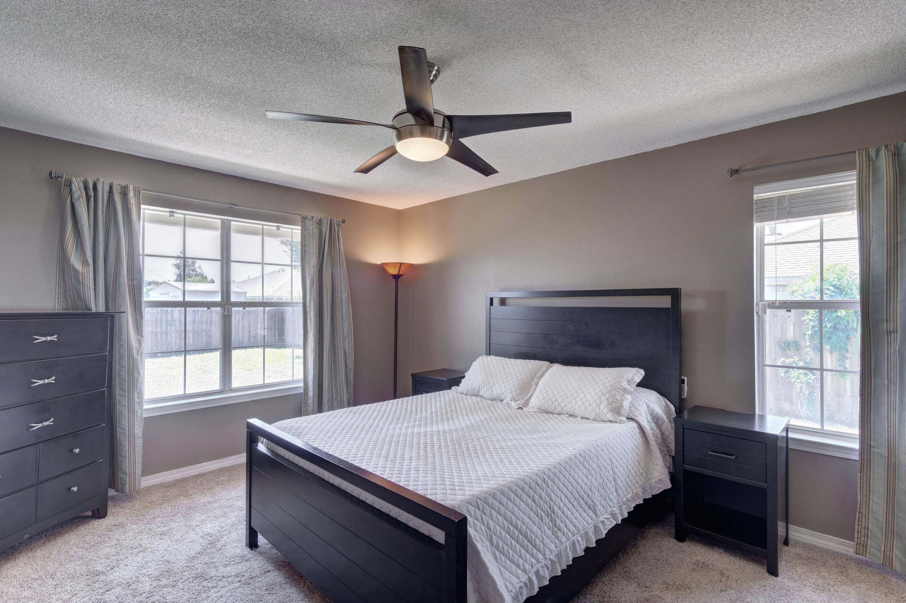 HAMPTON RIDGE ESTATES - Residential