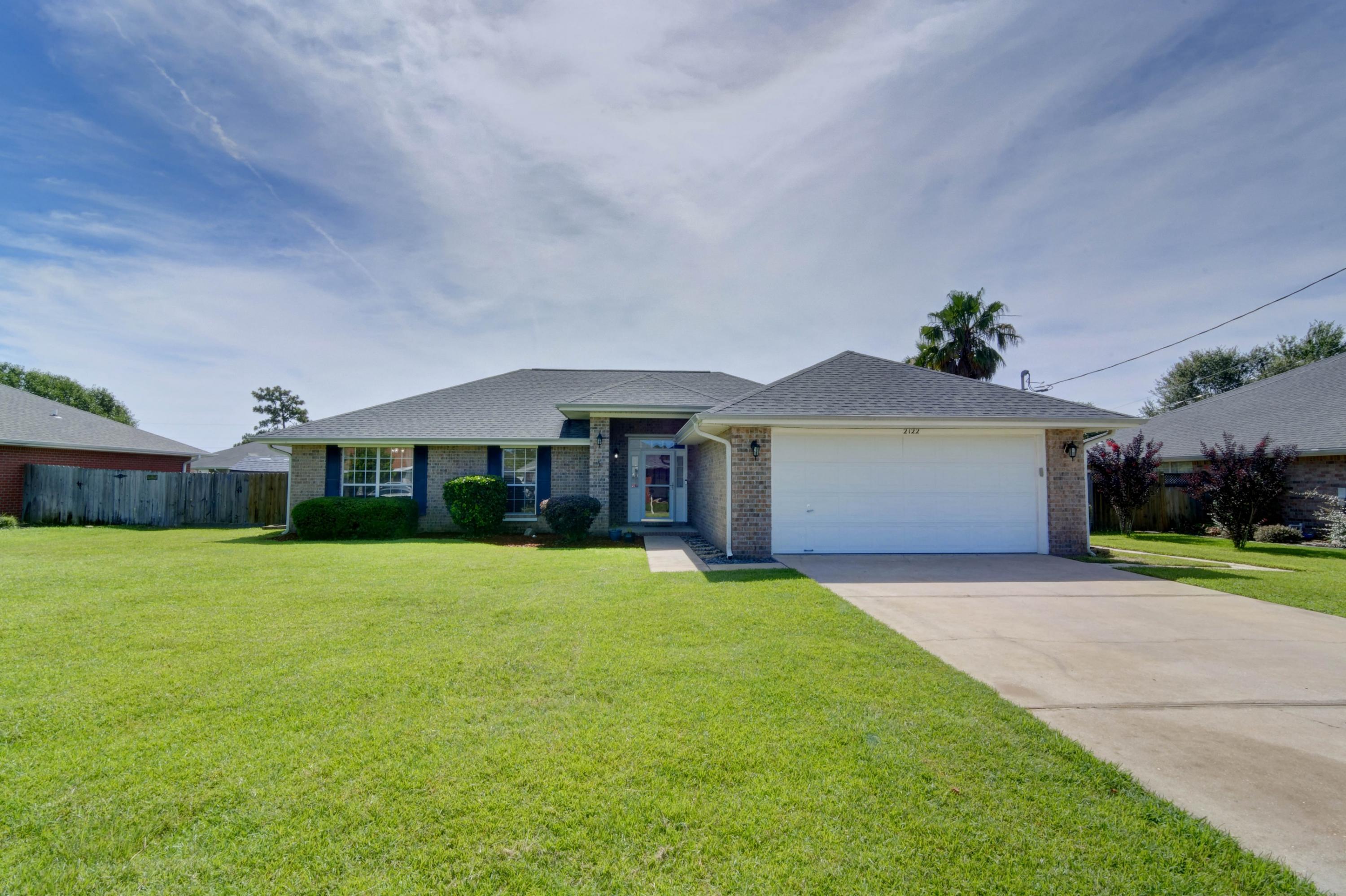 HAMPTON RIDGE ESTATES - Residential