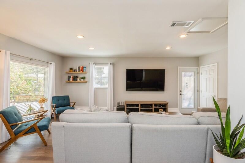 MIRAMAR ESTATES 1ST ADDN - Residential