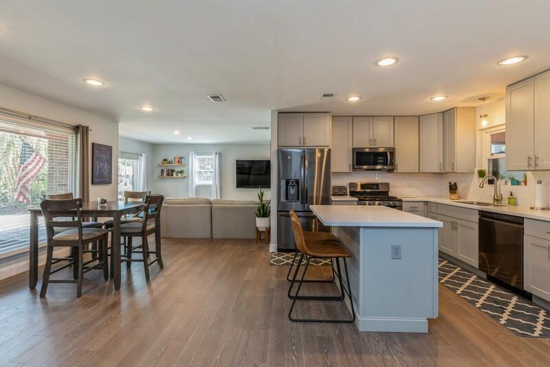 MIRAMAR ESTATES 1ST ADDN - Residential