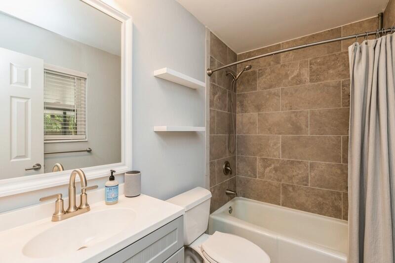 MIRAMAR ESTATES 1ST ADDN - Residential