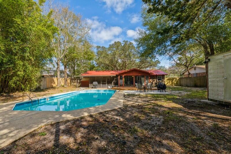 MIRAMAR ESTATES 1ST ADDN - Residential