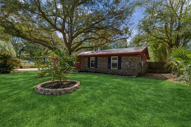 MIRAMAR ESTATES 1ST ADDN - Residential