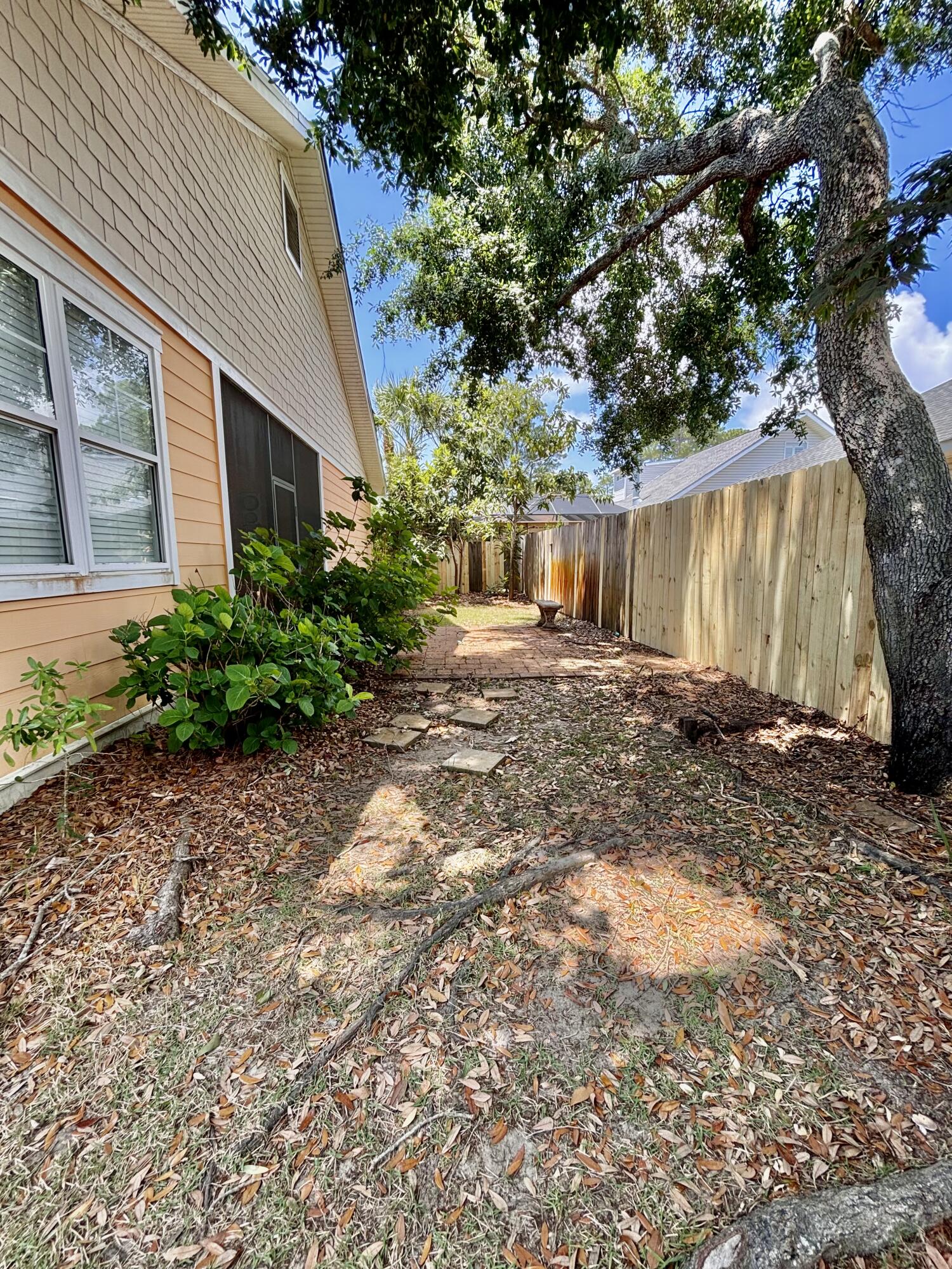 MACK BAYOU ESTATES - Residential