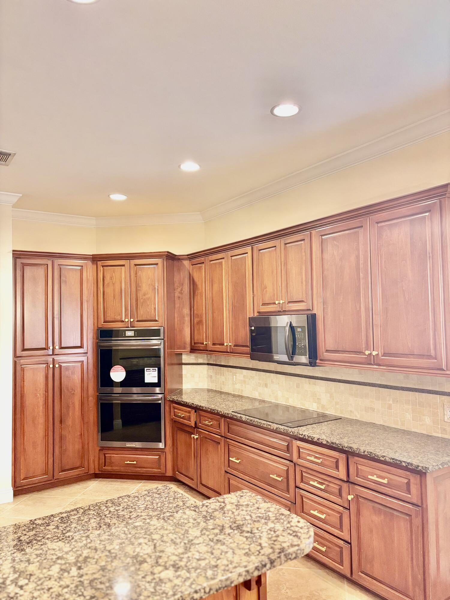 MACK BAYOU ESTATES - Residential
