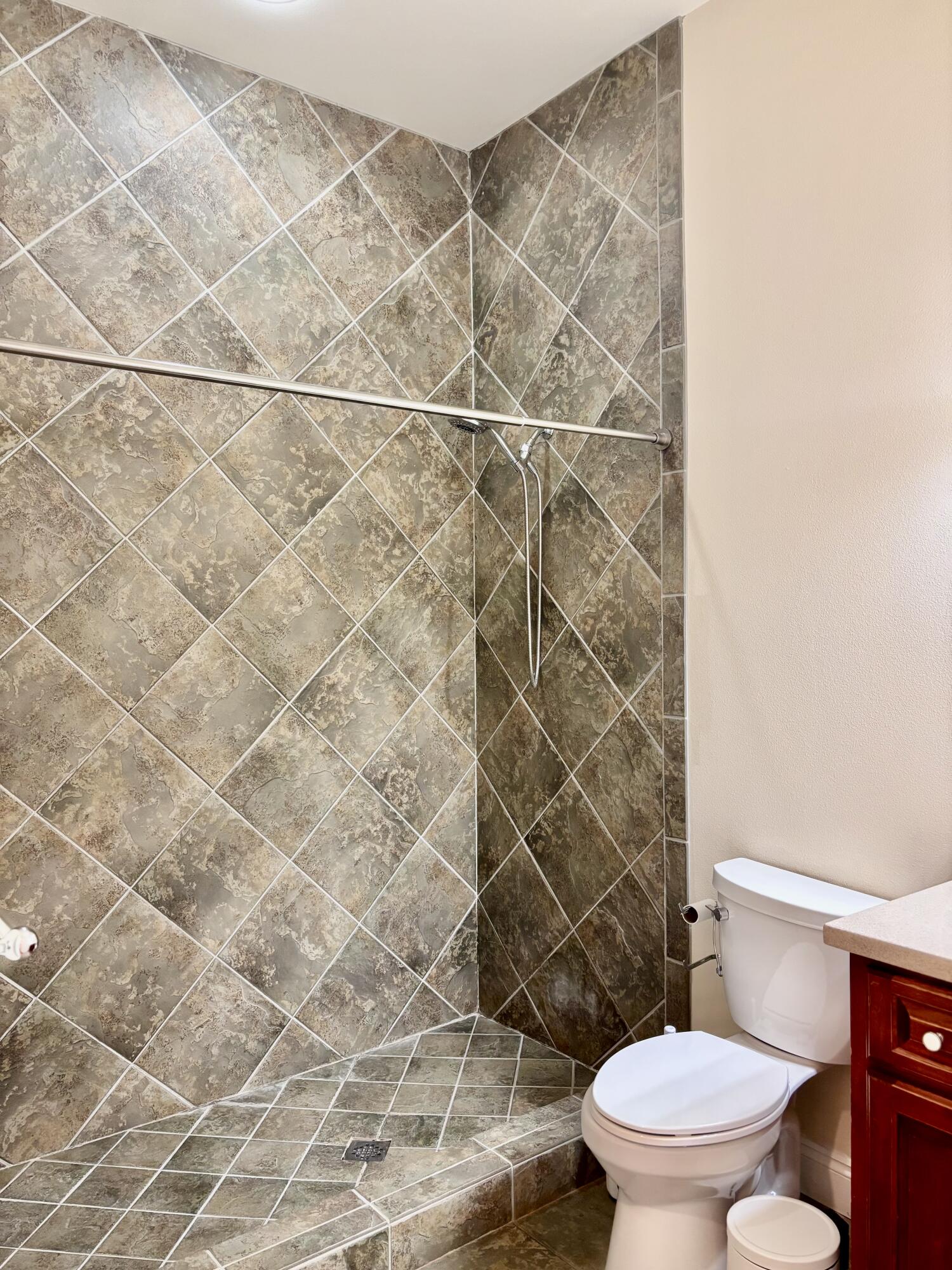 MACK BAYOU ESTATES - Residential