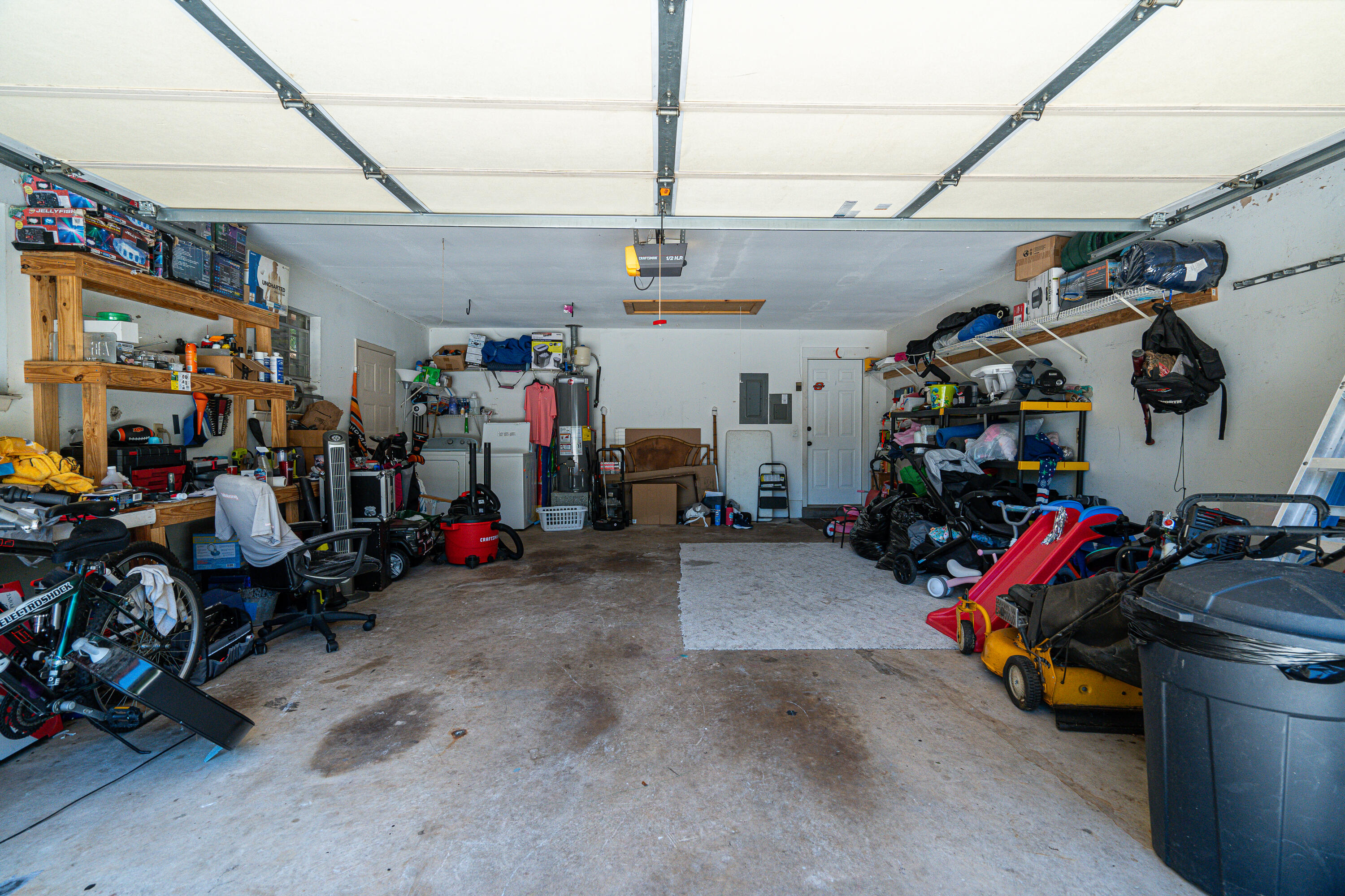 LAKEVIEW ESTATES - Residential