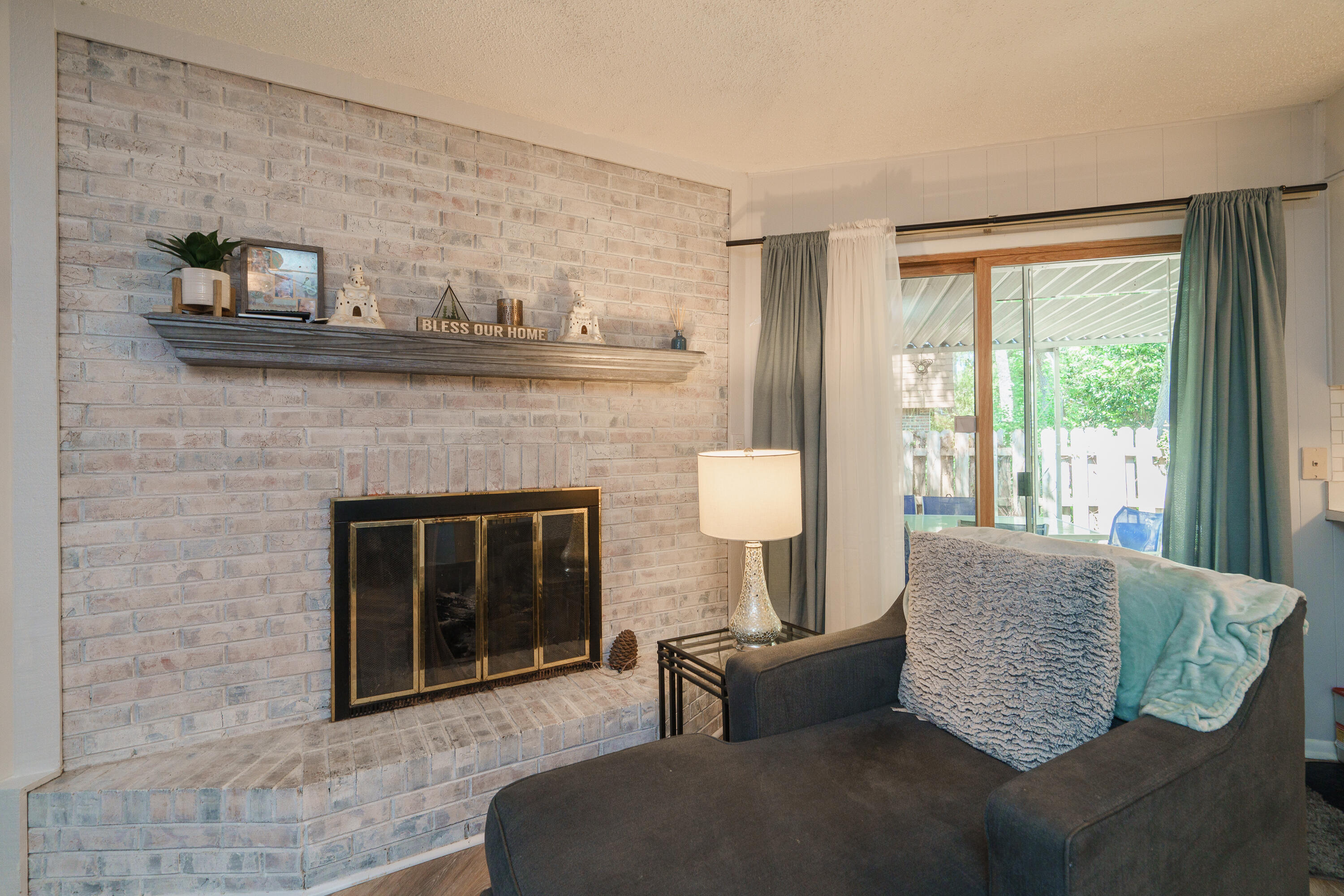 LAKEVIEW ESTATES - Residential