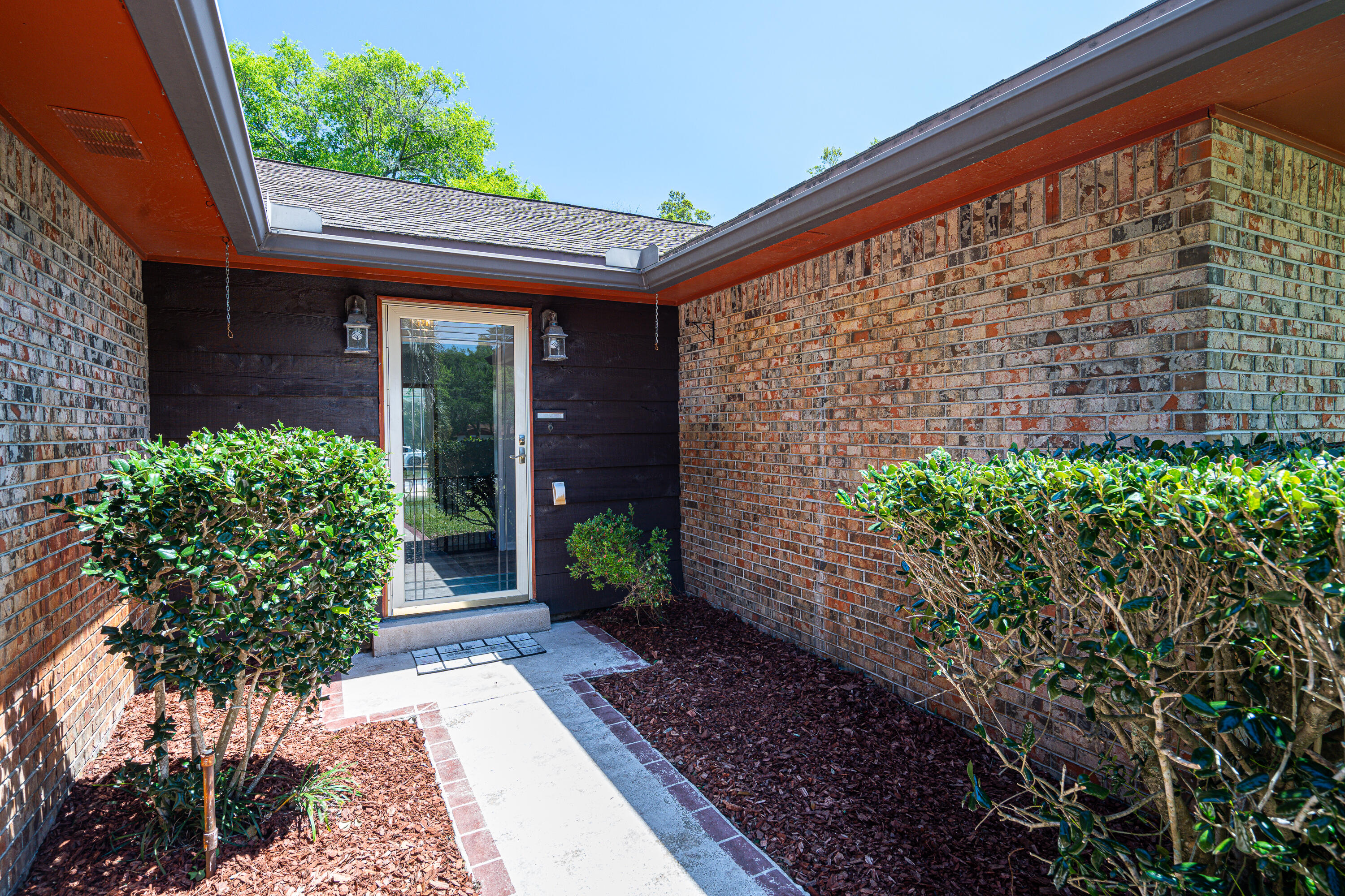 LAKEVIEW ESTATES - Residential