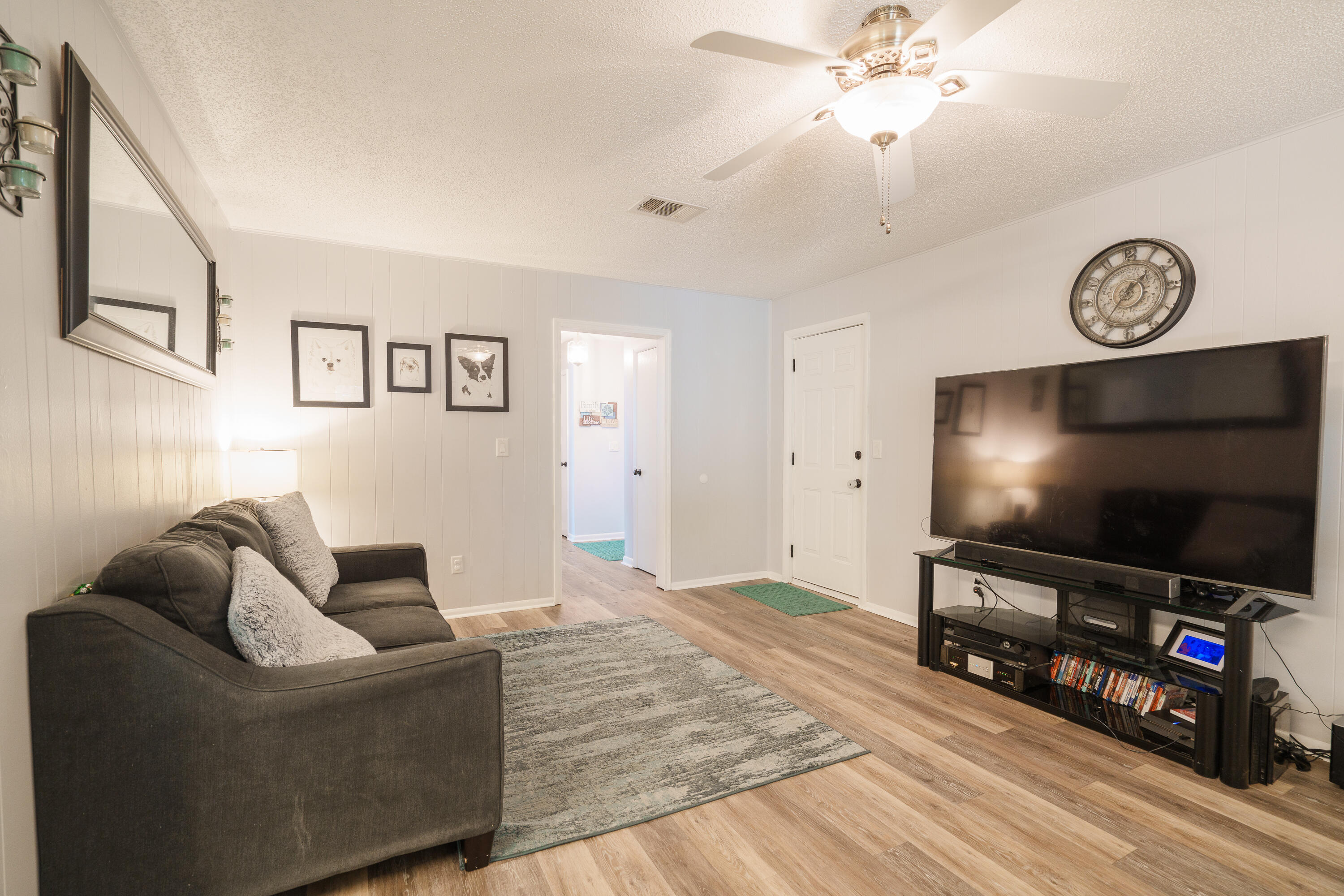 LAKEVIEW ESTATES - Residential