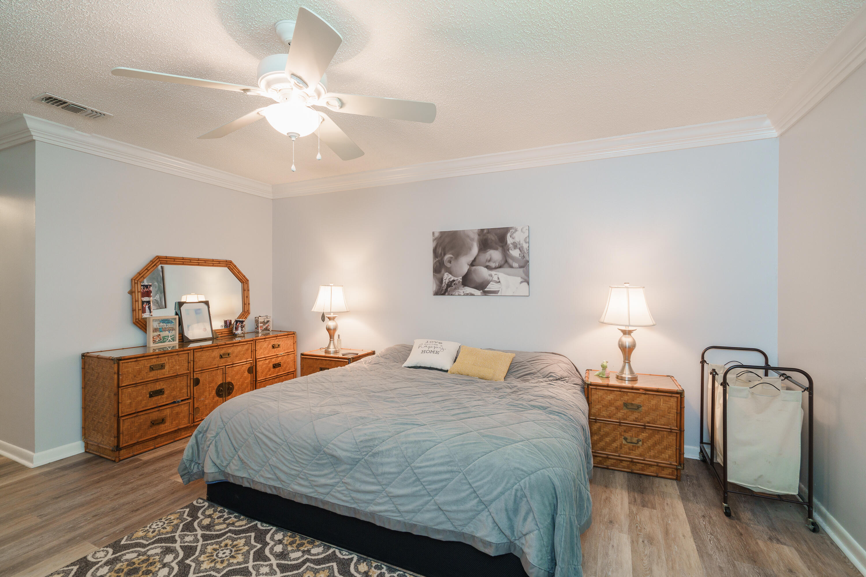 LAKEVIEW ESTATES - Residential