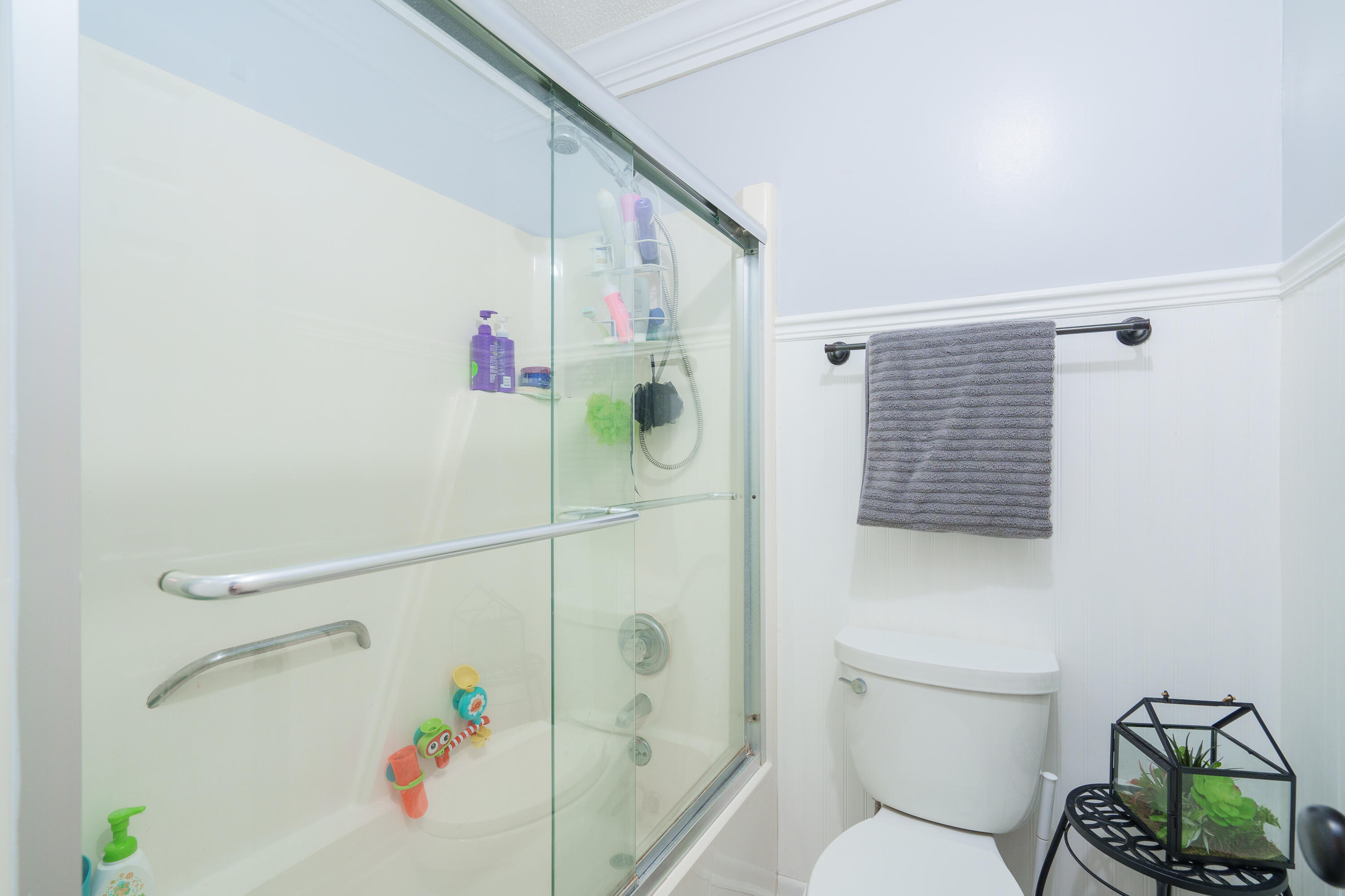 LAKEVIEW ESTATES - Residential