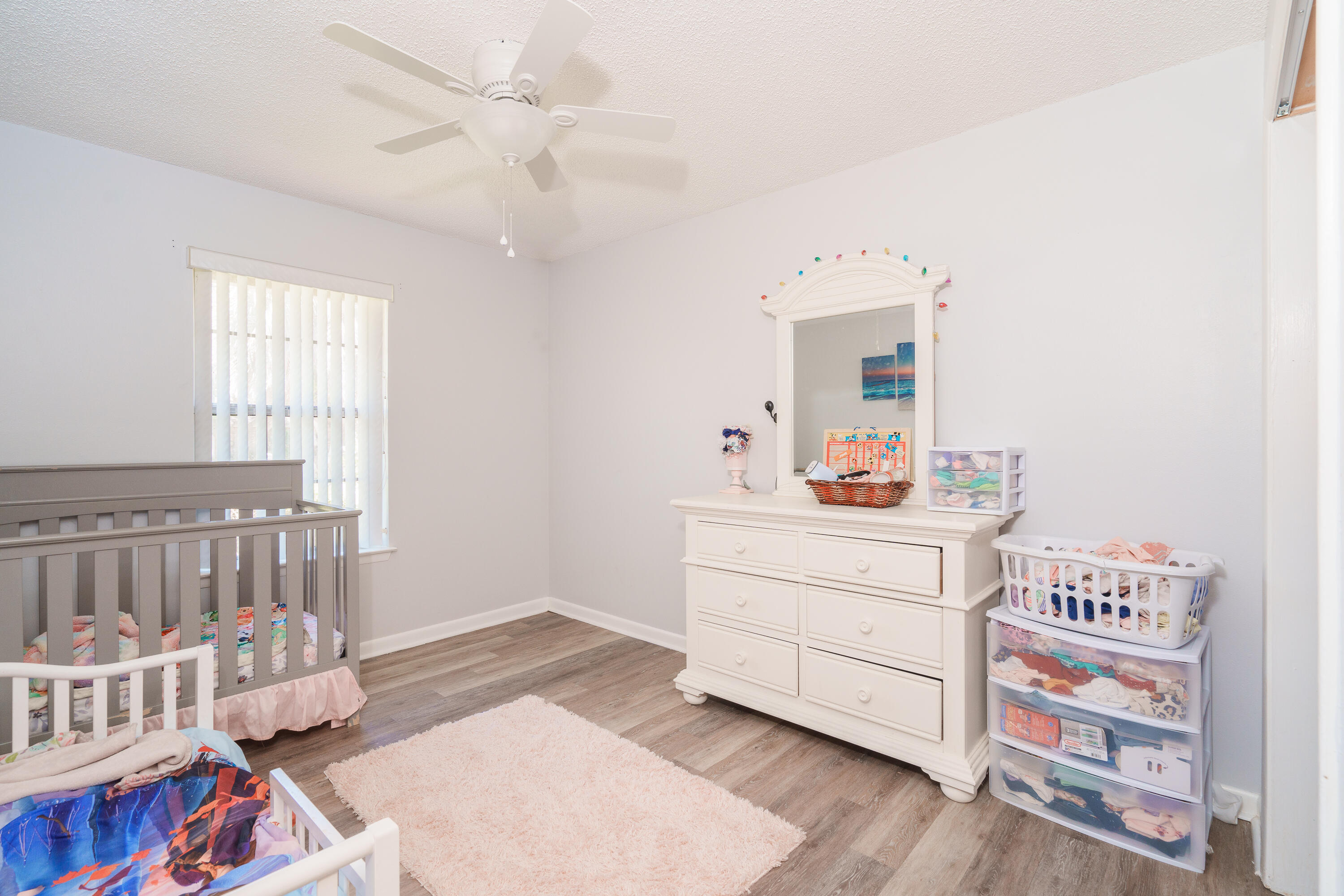 LAKEVIEW ESTATES - Residential