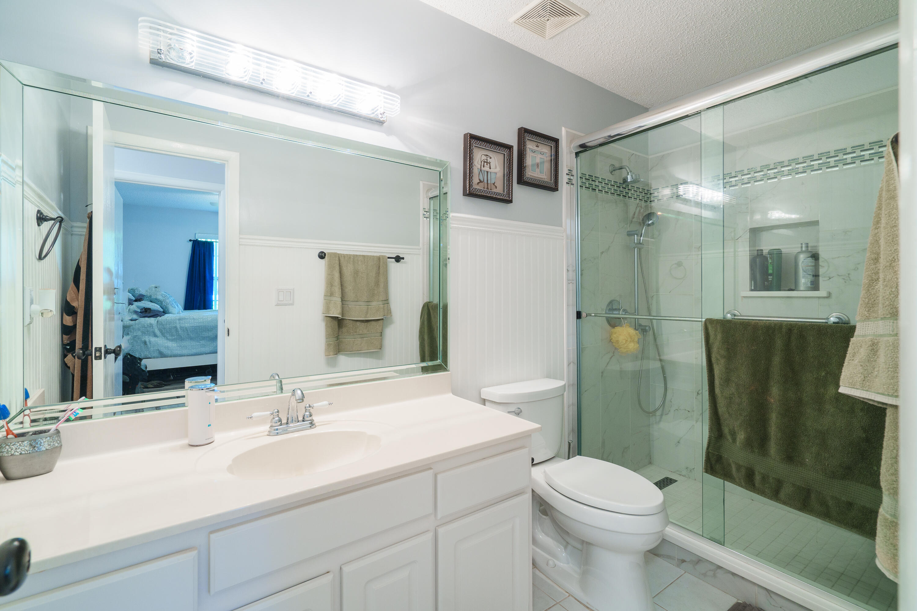 LAKEVIEW ESTATES - Residential