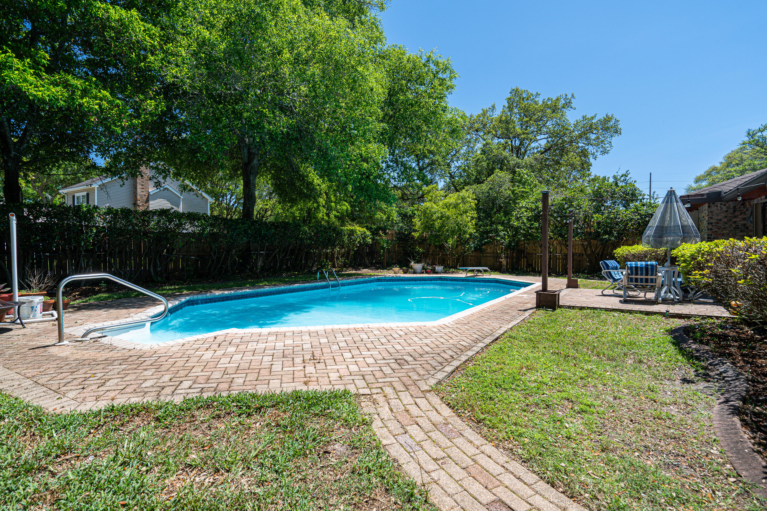 LAKEVIEW ESTATES - Residential