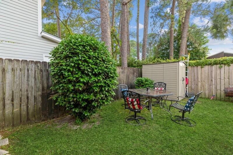CANDLEWOOD VILLAGE - Residential
