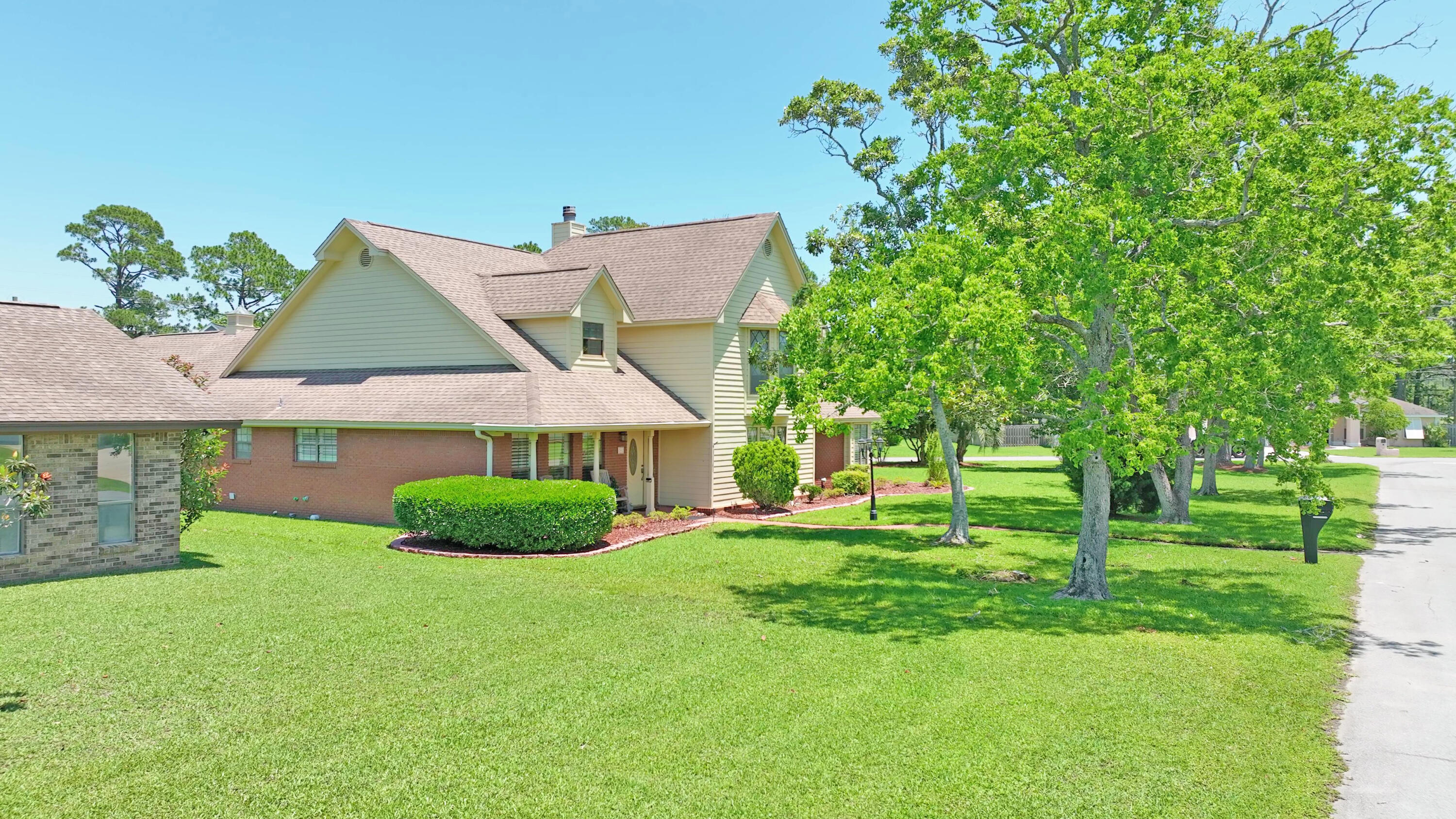 BAY WEST ESTATES UNIT 1 - Residential