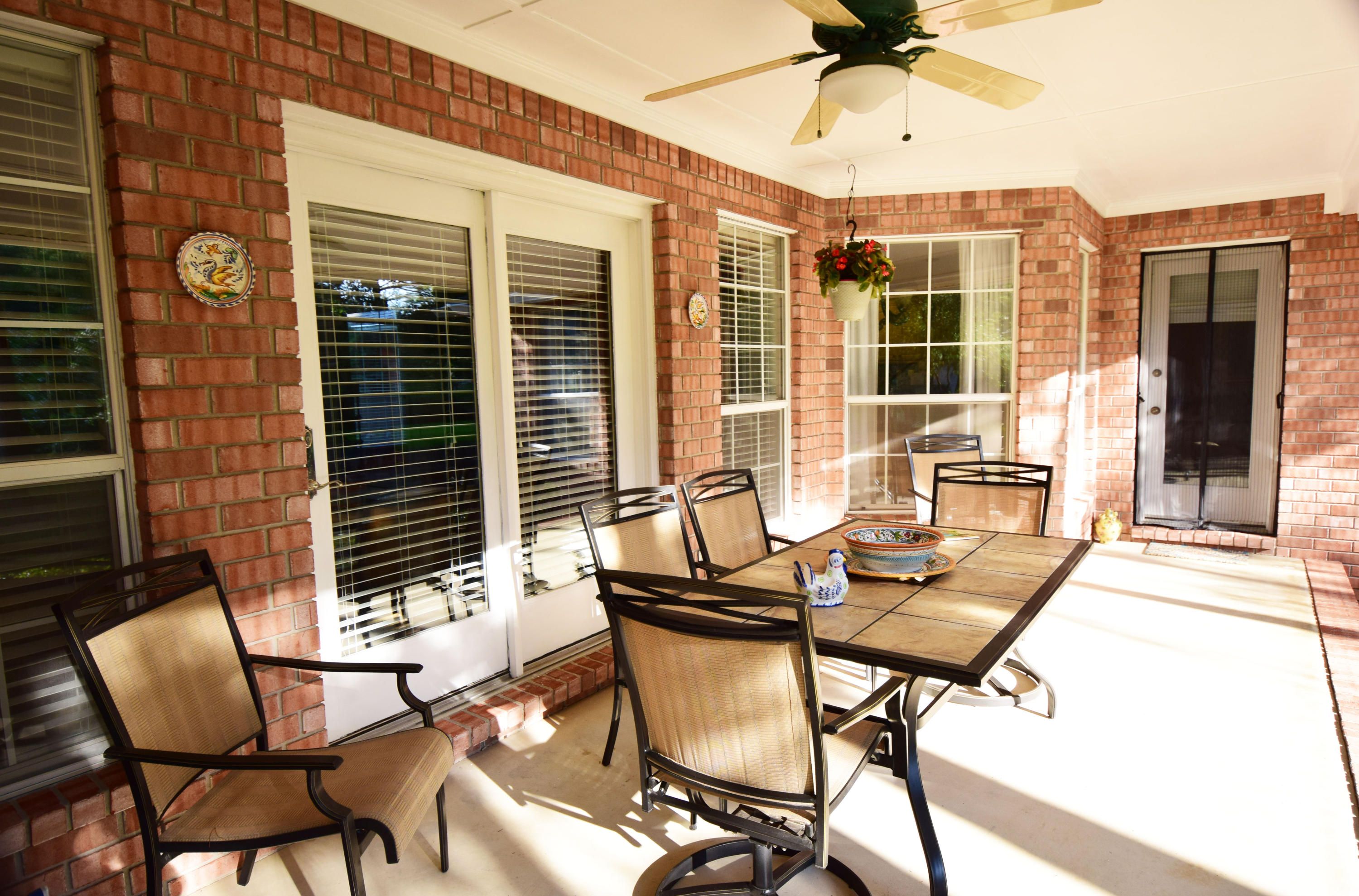 ROCKY BAYOU ESTATES 10A - Residential