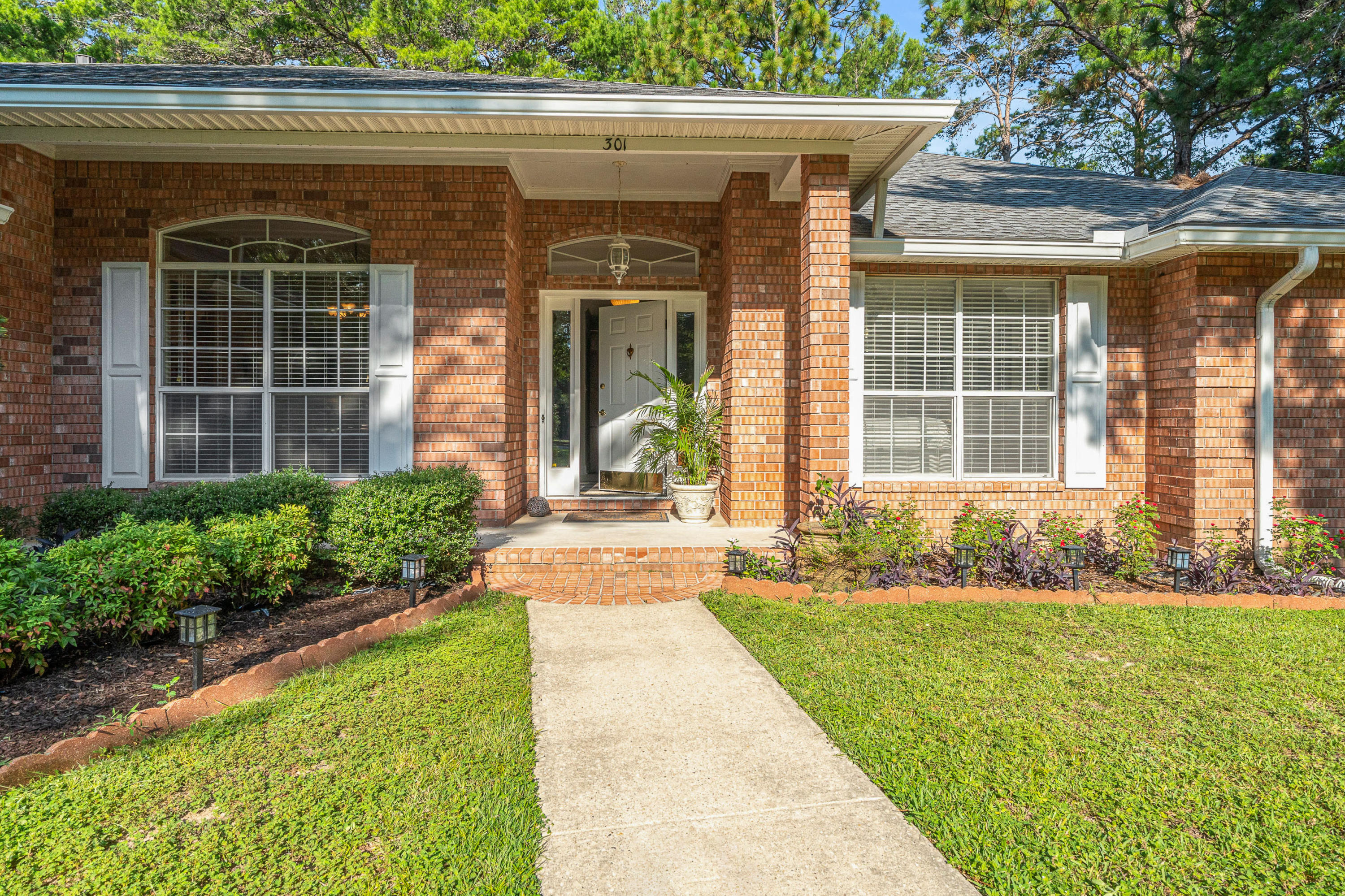 ROCKY BAYOU ESTATES 10A - Residential