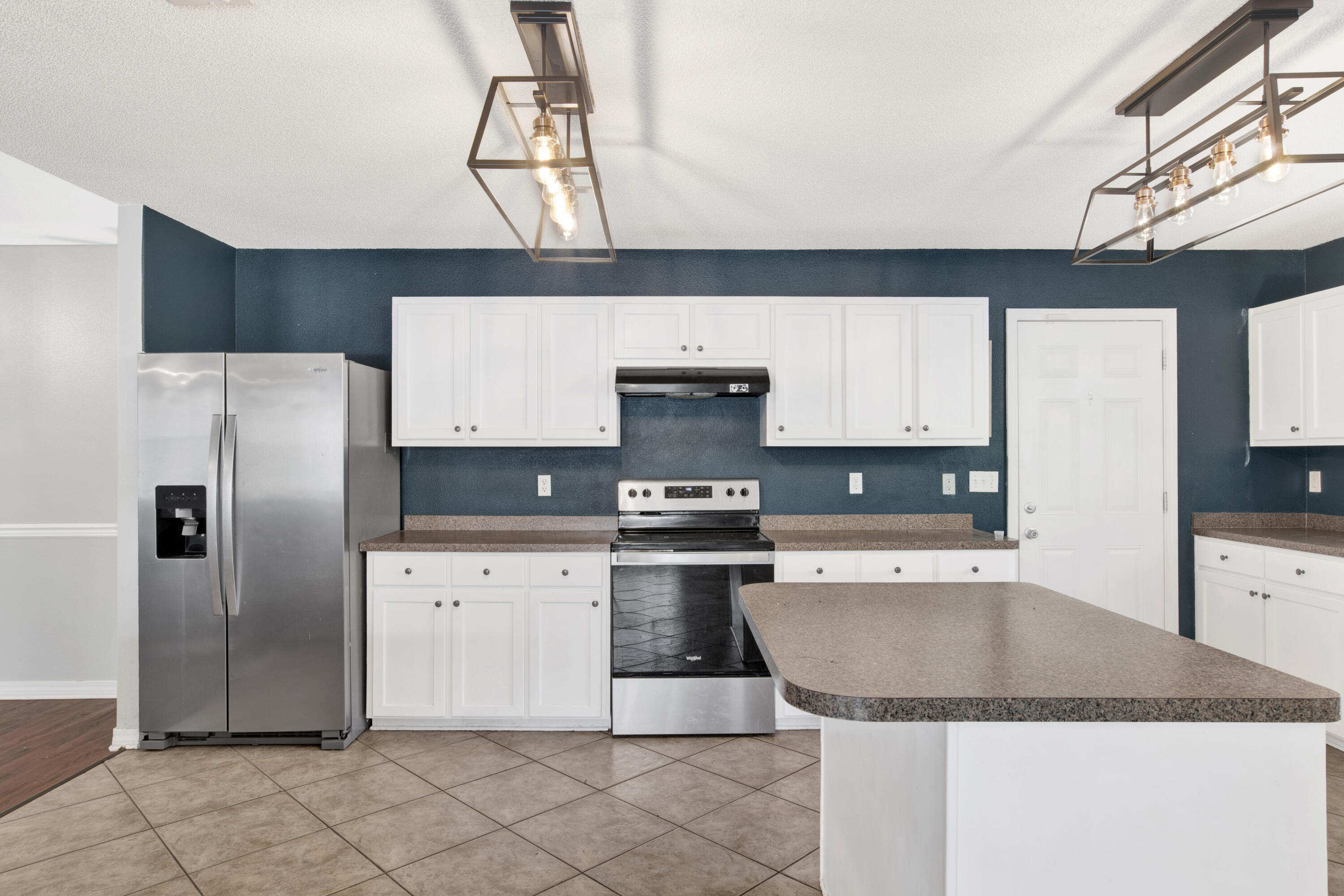 HOLLEY BY THE SEA - Residential